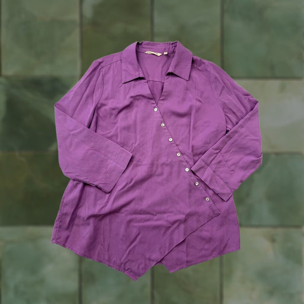 Soft Surroundings Soft Surroundings Blouse Womens XL Purple 3/4 Sleeve Tunic Top Button Hem Casual Everyday Office-Casual V-Neck Solid Size XL / US 12-14 / IT 48-50 - 1 Thumbnail