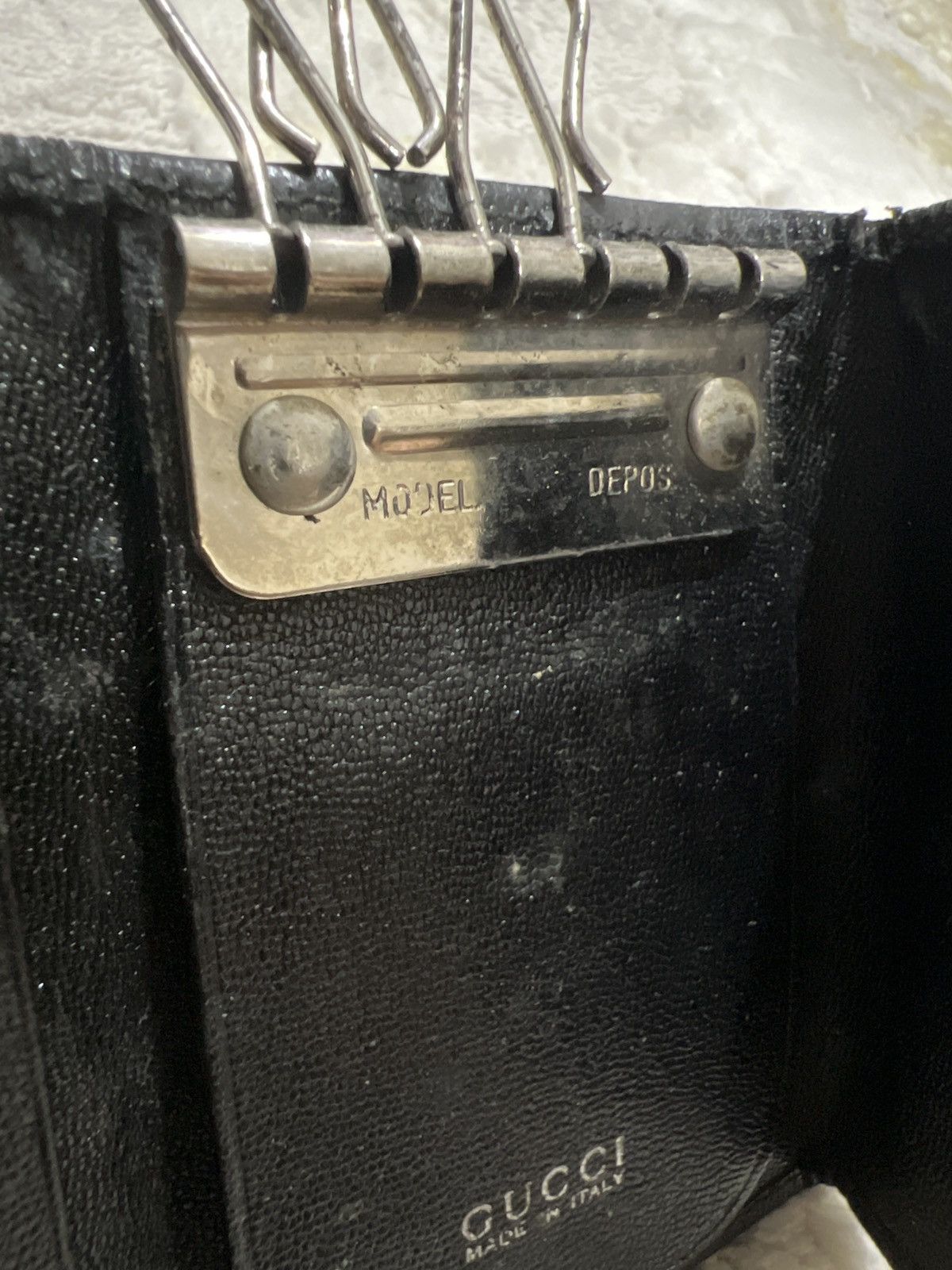 Gucci 1990s Gucci G Logo Minimal Leather Key Holder Chain Wallets Size ONE SIZE - 9 Thumbnail