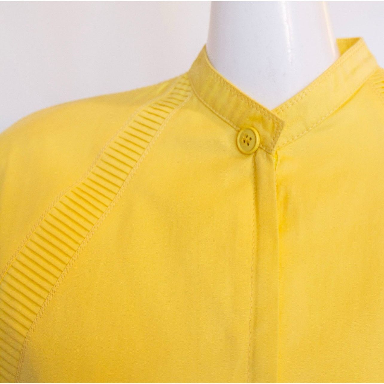 Versace VTG Gianni Versace Canary Yellow 100% Cotton Skirt & Jacket Size 28" / US 6 / IT 42 - 4 Thumbnail