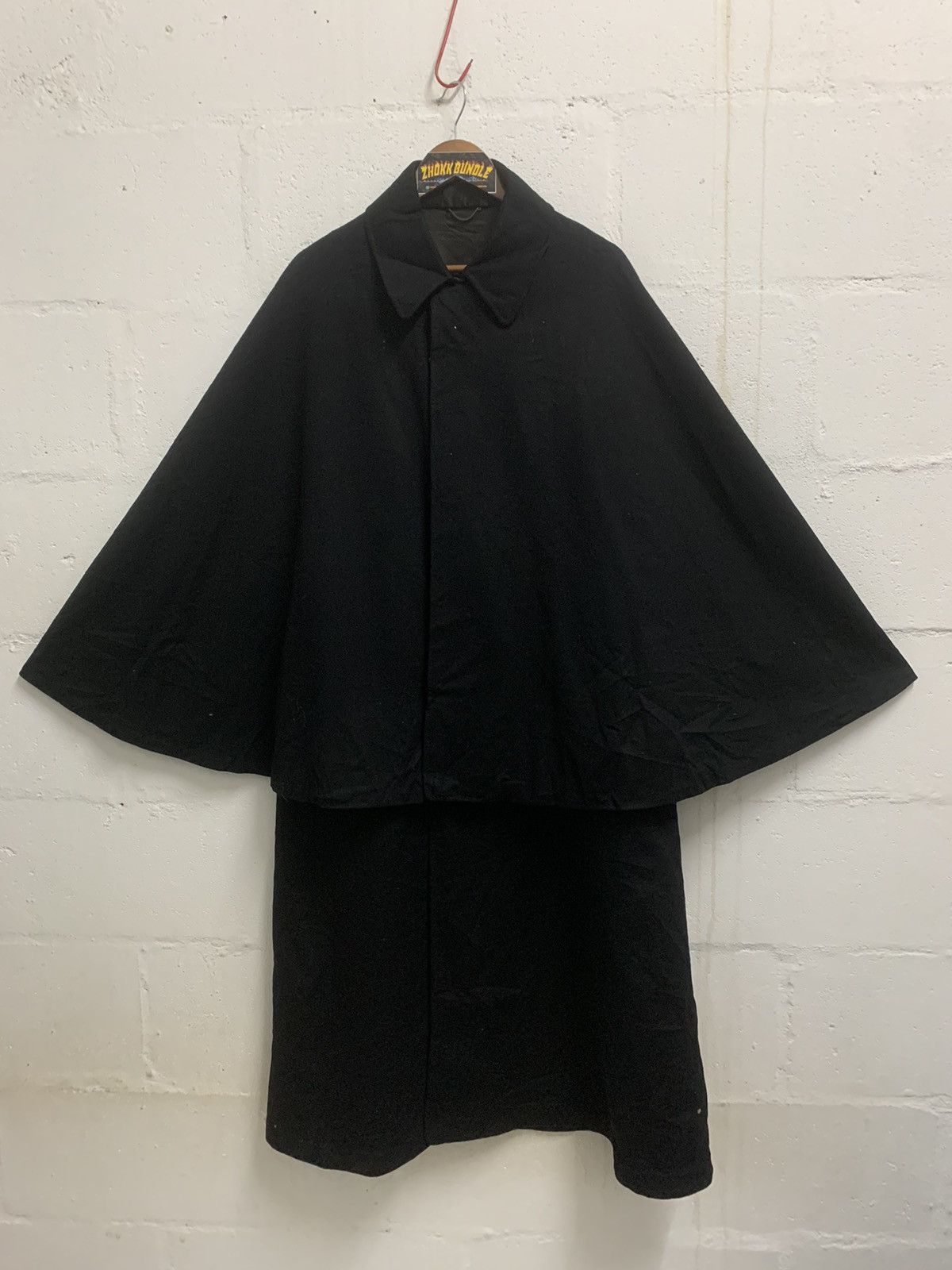 Japanese Brand Vintage Cape Coat Wool Size US XL / EU 56 / 4 - 2 Thumbnail