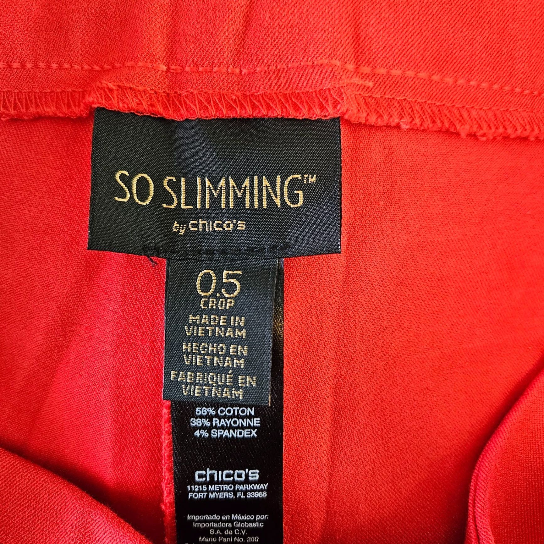 Vintage Chicos Womens Cropped Pants Sz 6 Red Pull On Cotton Blend Mid Rise - 15.5" Waist 23" Inseam 10.5" Rise Size 28" / US 6 / IT 42 - 7 Thumbnail
