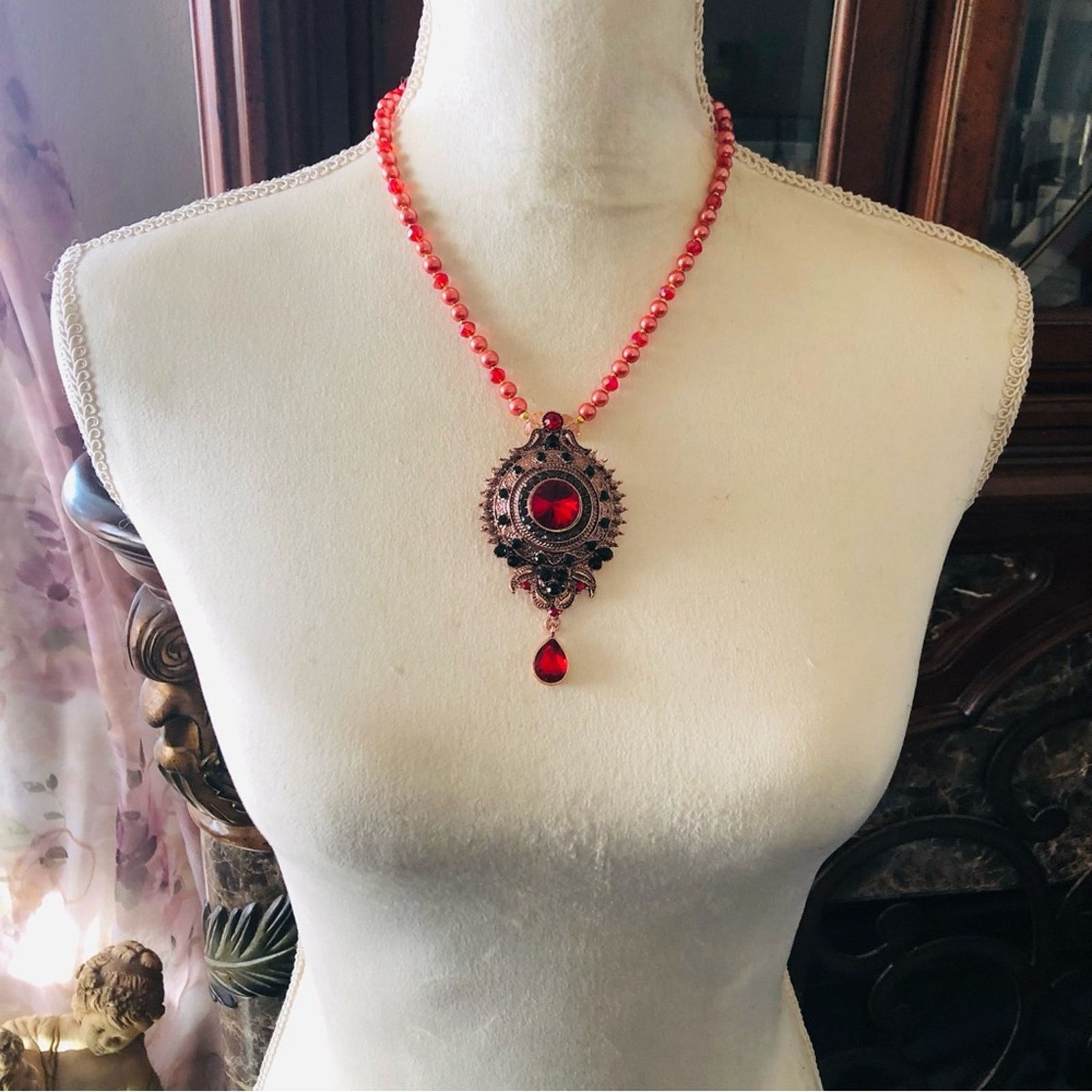 Handmade Handcrafted repurpose rivoli rose gold Pearl necklace Size ONE SIZE - 5 Thumbnail