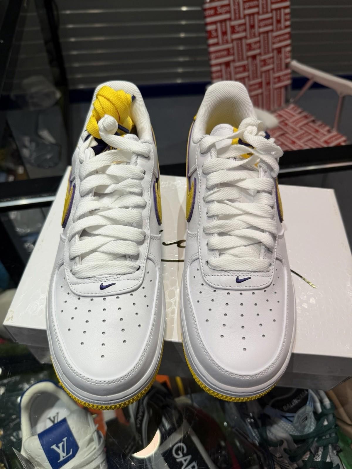 Nike Nike Air Force 1 Low Retro QS Lakers Kobe Bryant Size 8 Men Size US 8 / EU 41 - 6 Thumbnail