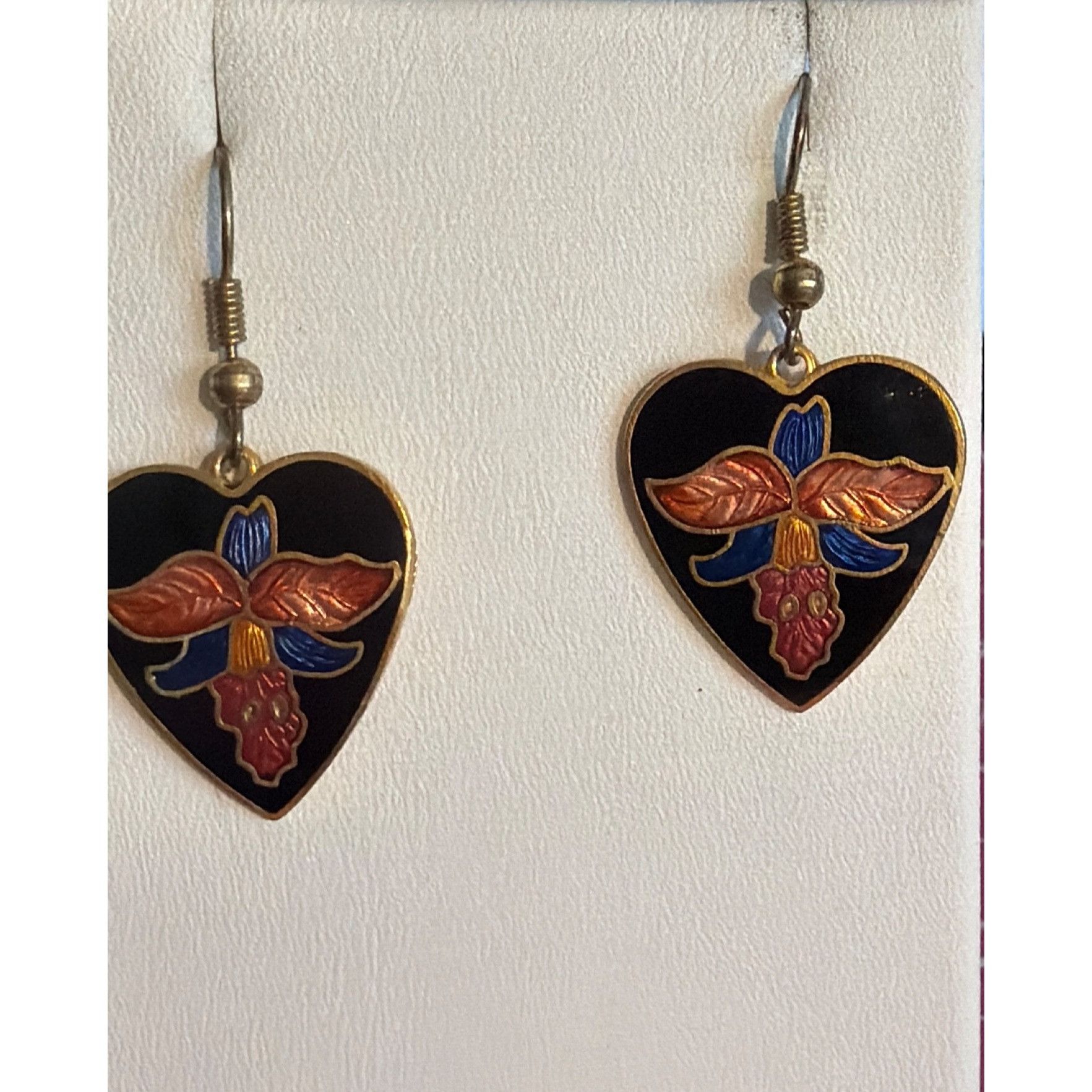 Other Vintage Cloisonne Dangle Earrings Gold Tone Heart Flowers Ho Size ONE SIZE - 1 Thumbnail