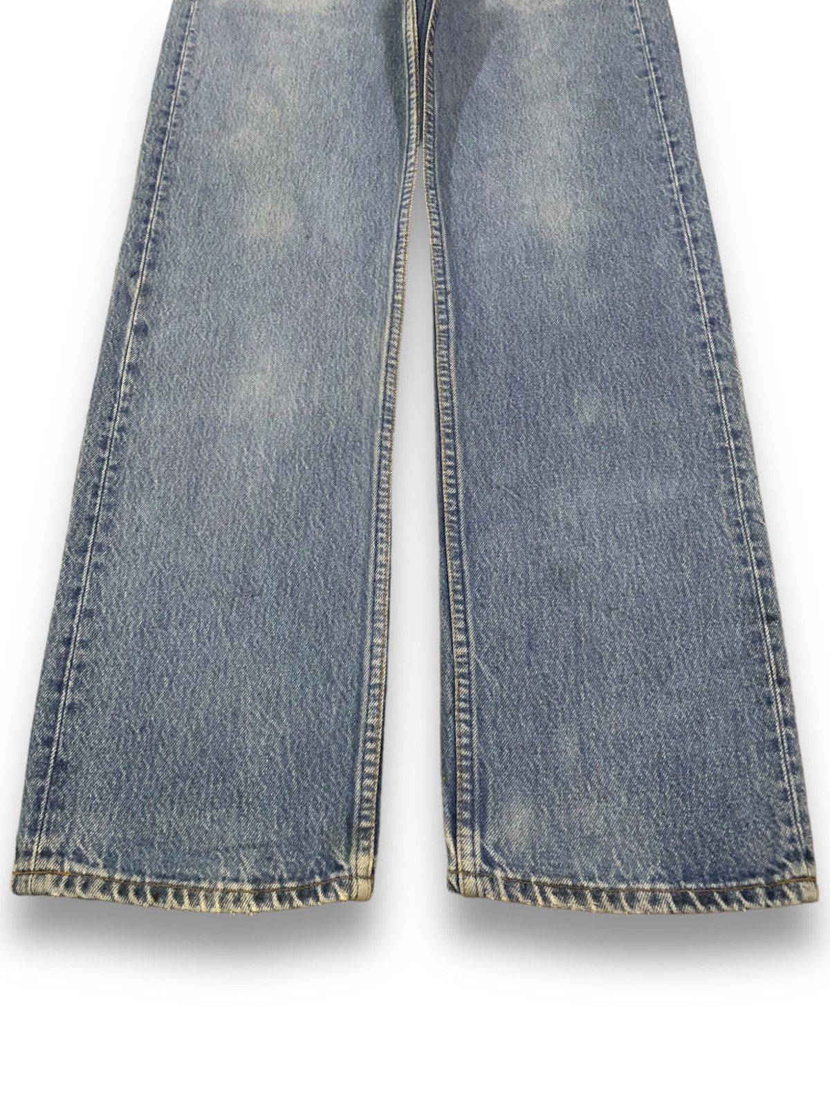 Levi's Vintage 90s Levis 501 Button Fly Faded Jeans Made in USA Size US 30 / EU 46 - 8 Thumbnail