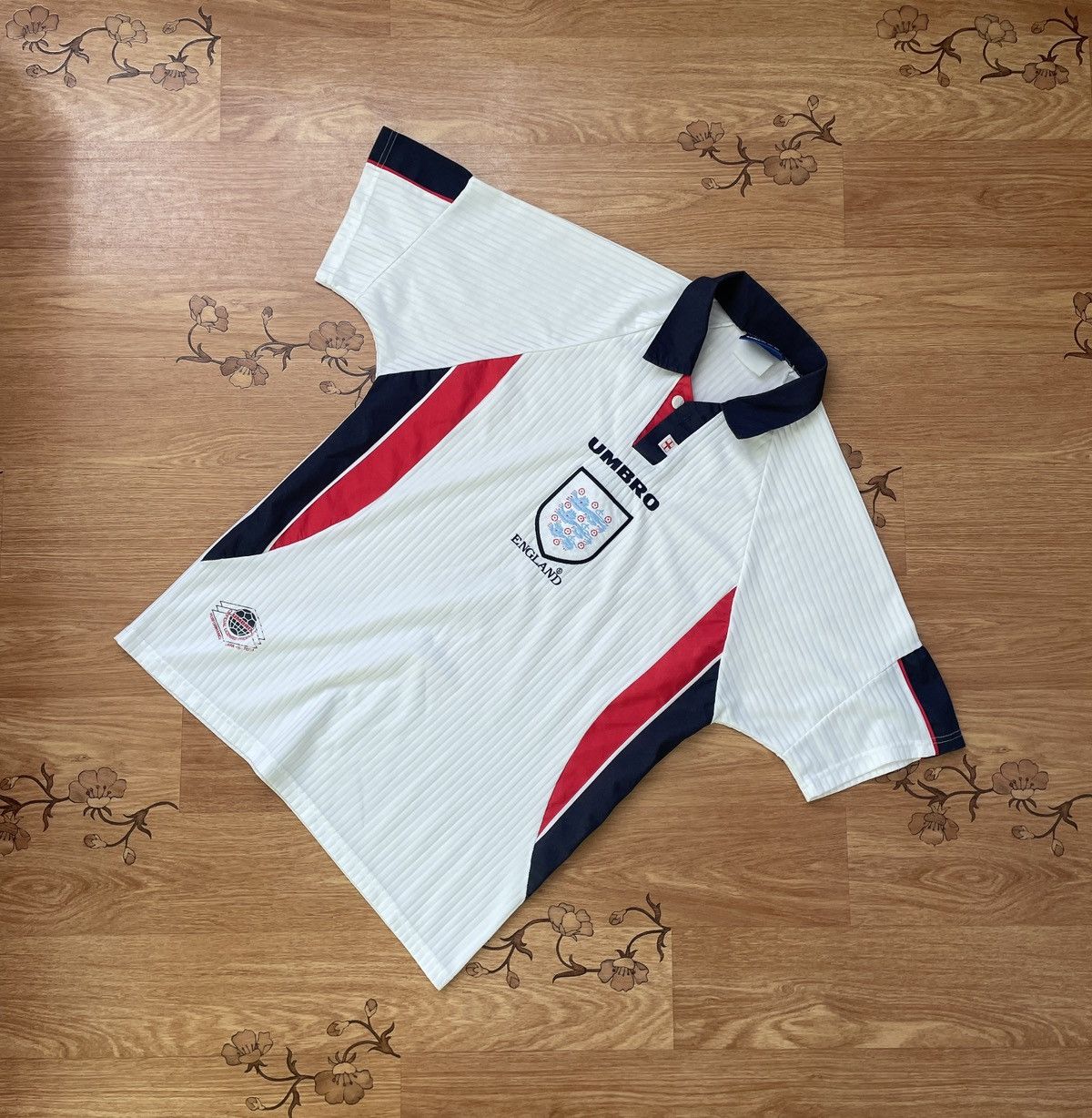 UMBRO ENGLAND 1997/98 Home Football Soccer Jersey t shirt