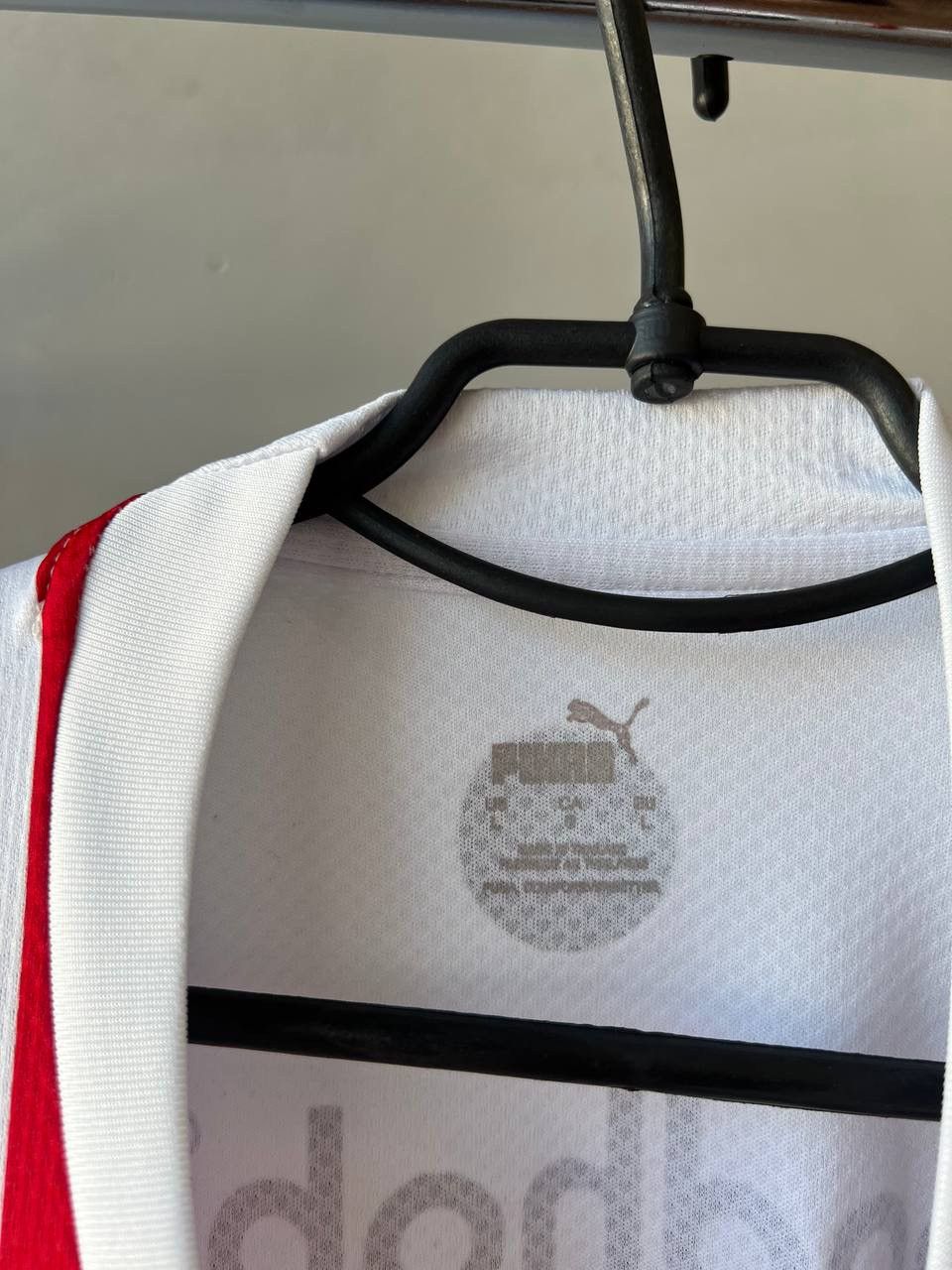 Puma 2022/23 PSV EINDHOVEN HOME SOCCER JERSEY FOOTBALL SHIRT SZ L Size US L / EU 52-54 / 3 - 5 Thumbnail