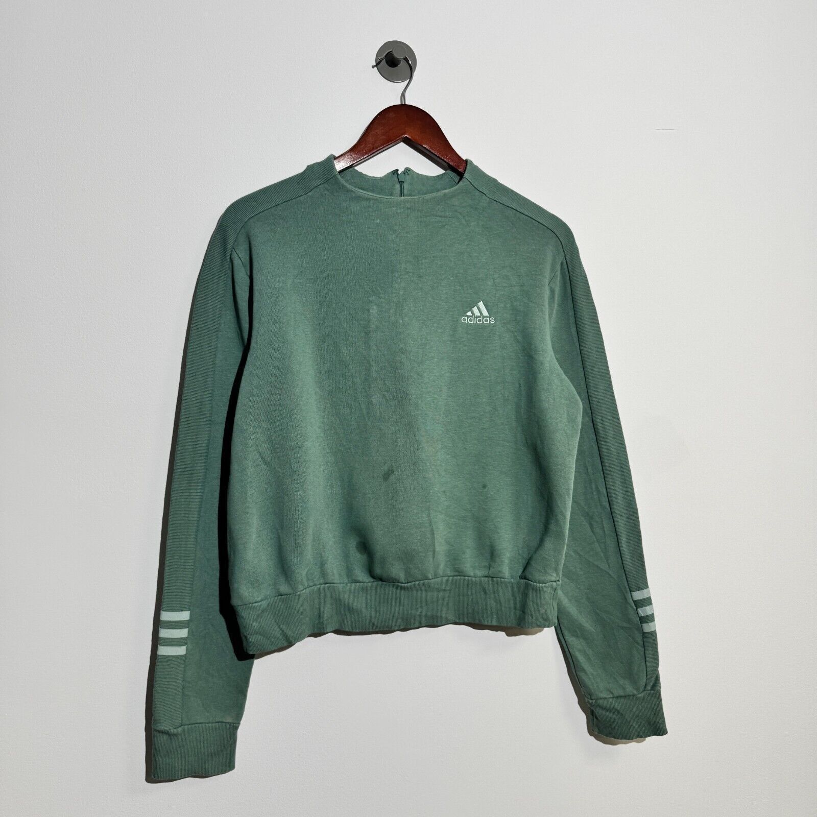 Adidas Vintage Adidas Unisex Green Cotton Crewneck Size S Cropped Size US S / EU 44-46 / 1 - 2 Thumbnail