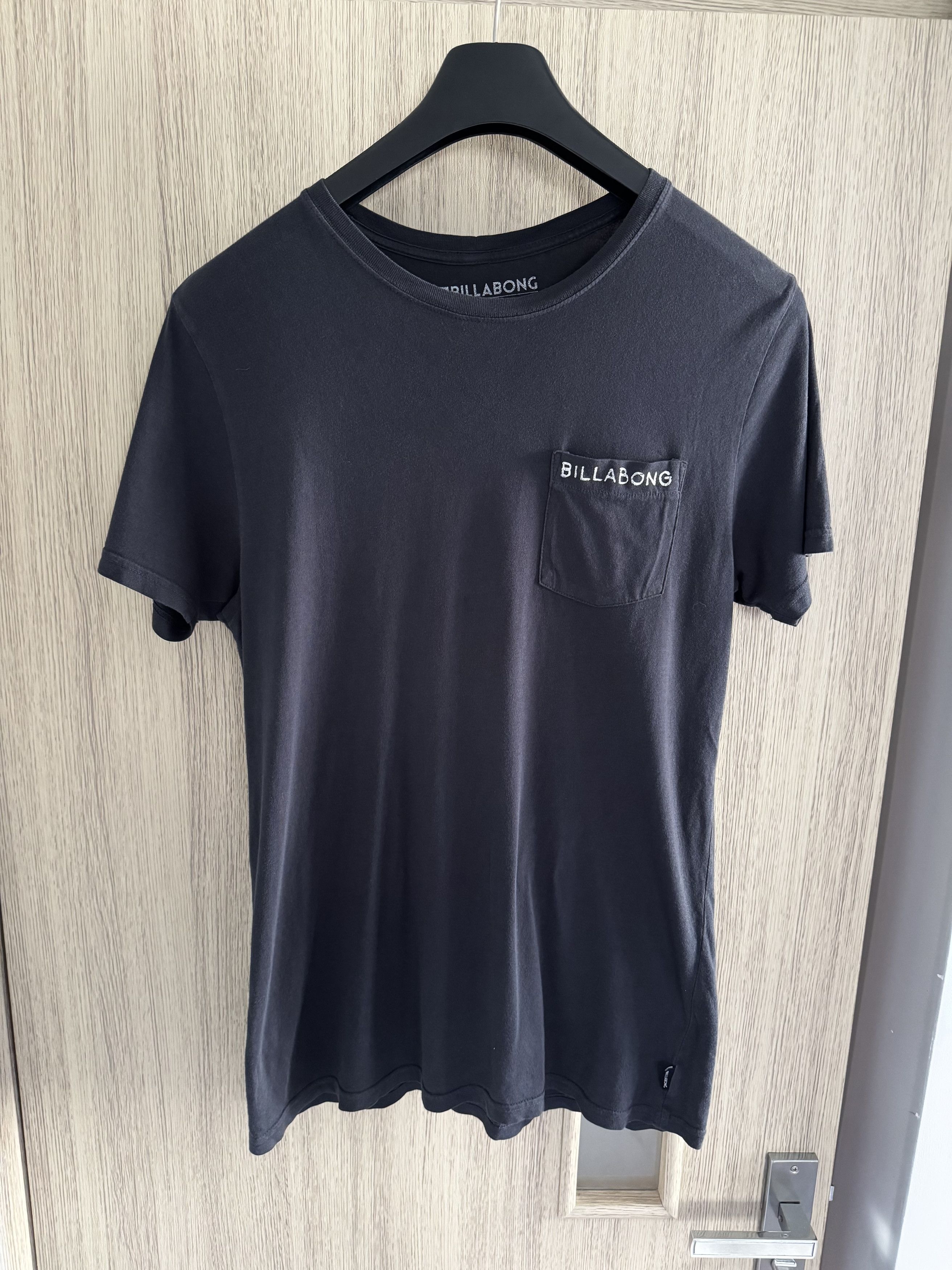 Billabong Vintage Billabong Australia Surfboards Pocket T-Shirt Size US M / EU 48-50 / 2 - 1 Thumbnail