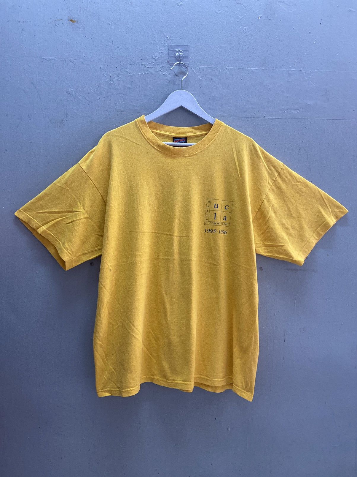 Vintage VINTAGE 95/96 UCLA RALLY COMMITTEE TEE SHIRT Size US XL / EU 56 / 4 - 2 Thumbnail