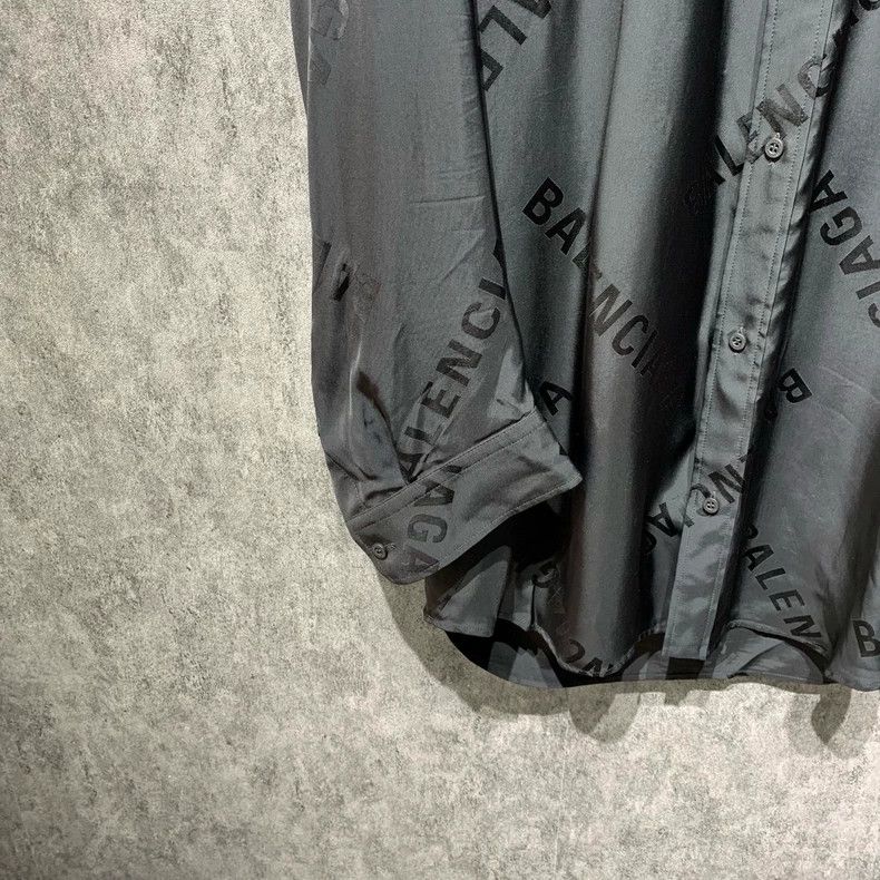 Balenciaga Balenciaga Mulberry silk full print shirt 2502-Nextarrow Size US S / EU 44-46 / 1 - 8 Thumbnail
