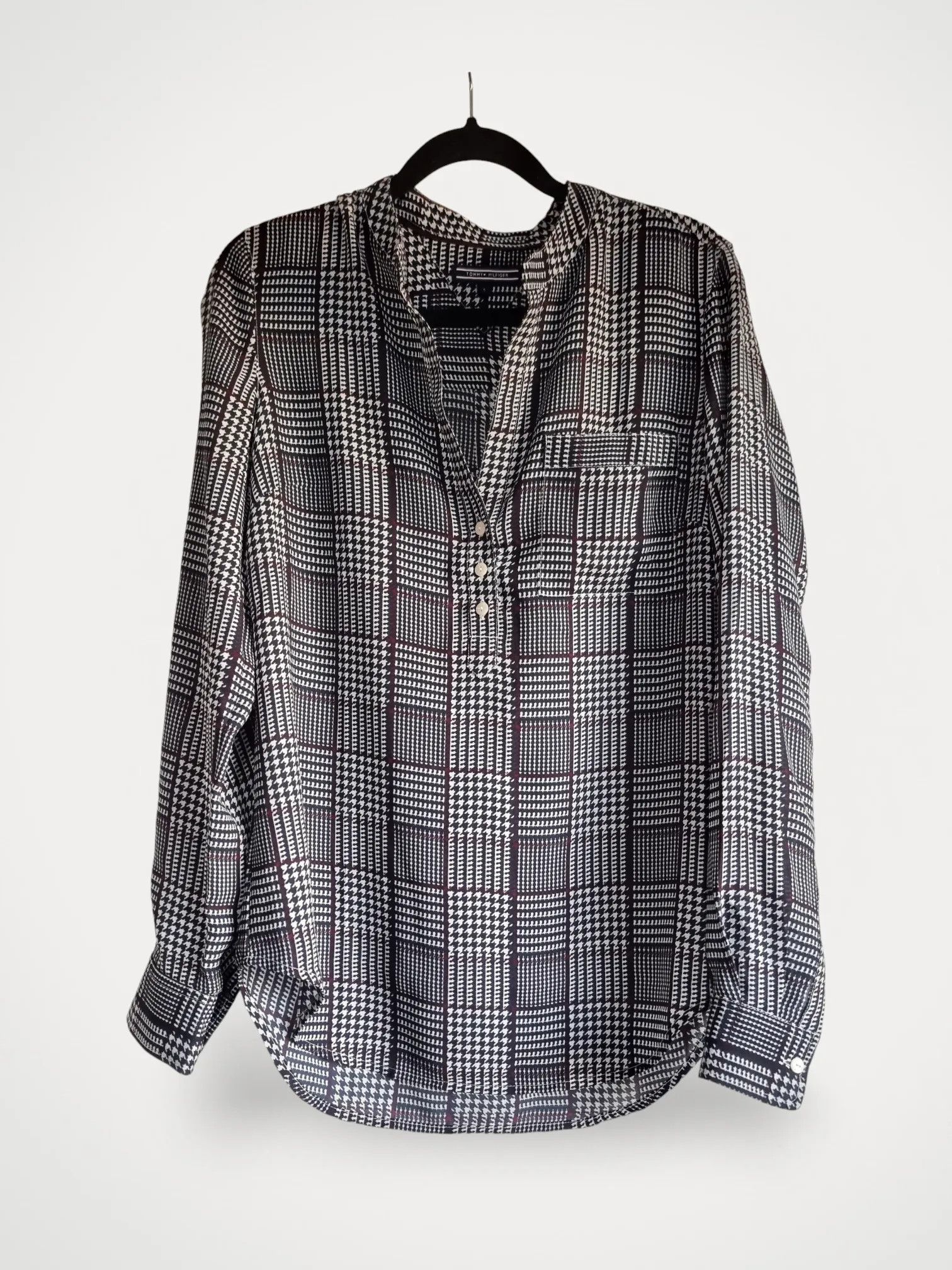 Tommy Hilfiger Tommy Hilfiger Blouse Size S / US 4 / IT 40 - 1 Thumbnail