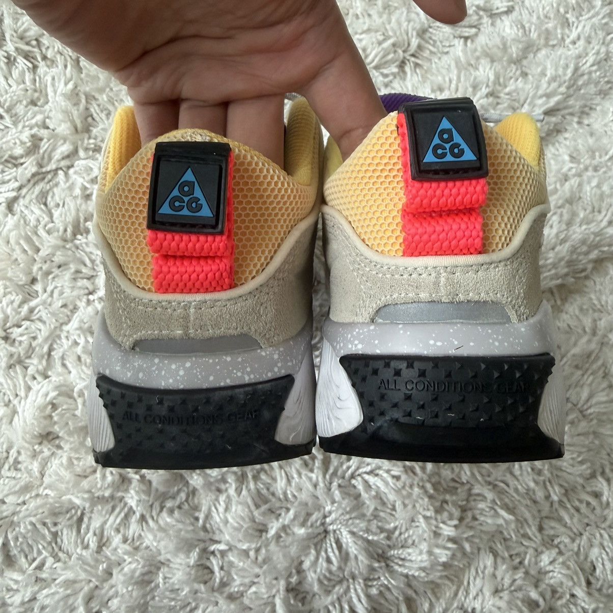 Nike ACG Sz 7.5 Women’s Nike ACG Dog Mountain Summit White FAST SHIP Size US 7.5 / IT 37.5 - 5 Thumbnail