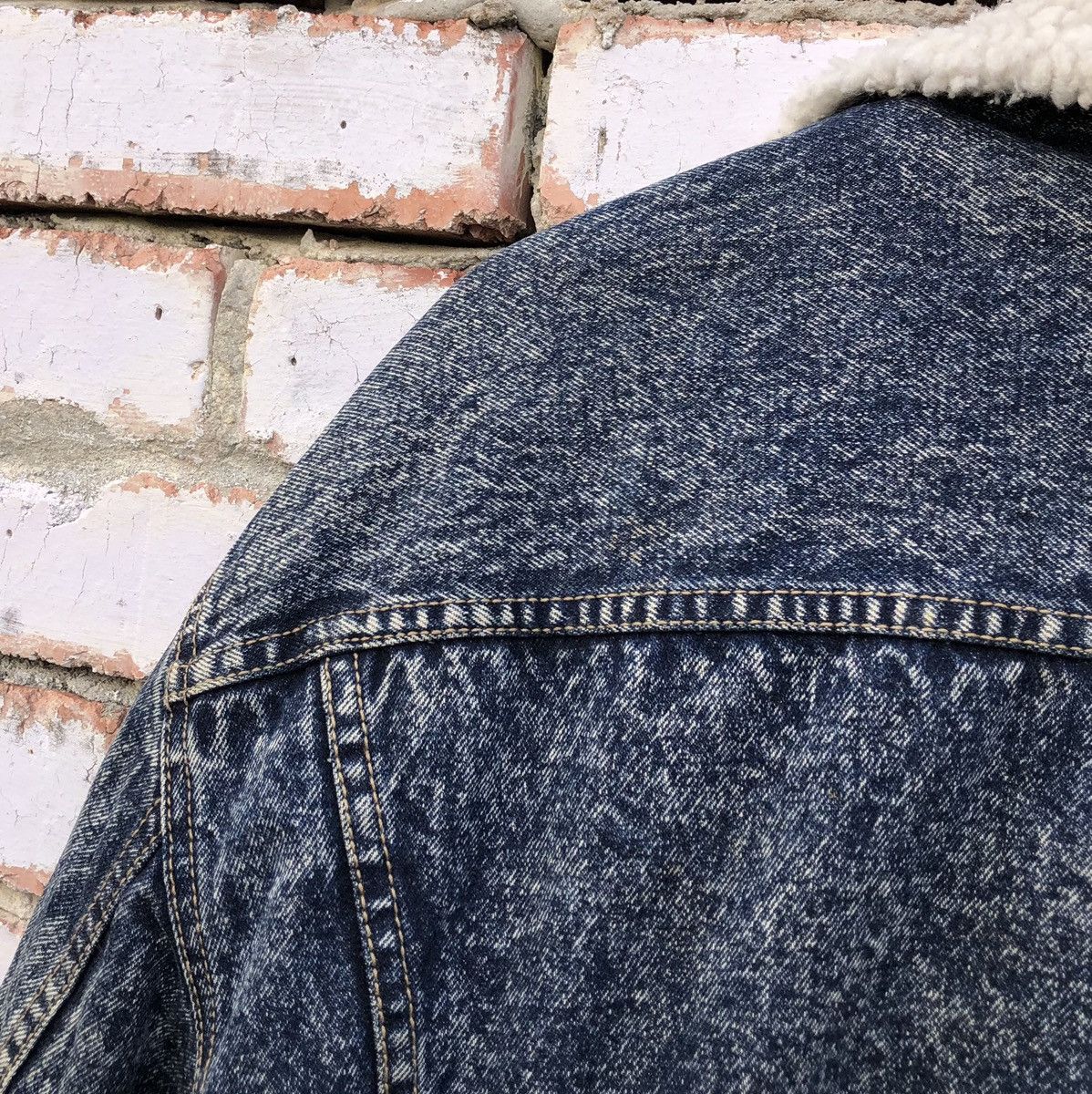 Vintage Vintage Denim Blue washed Lined Sherpa Jacket By Express Size US L / EU 52-54 / 3 - 9 Thumbnail