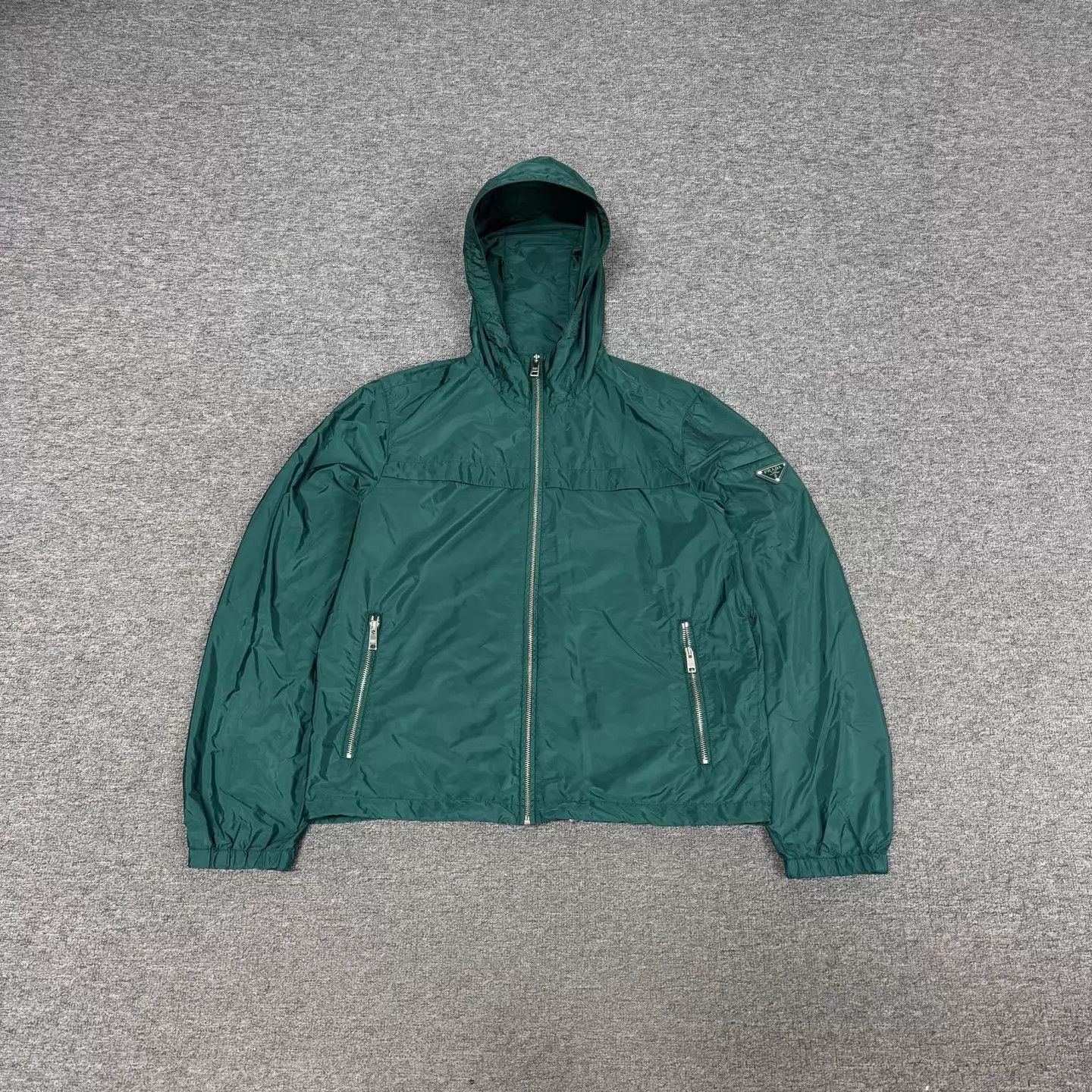 Prada Green Hooded Lightweight Jacket Size M Size US M / EU 48-50 / 2 - 1 Thumbnail