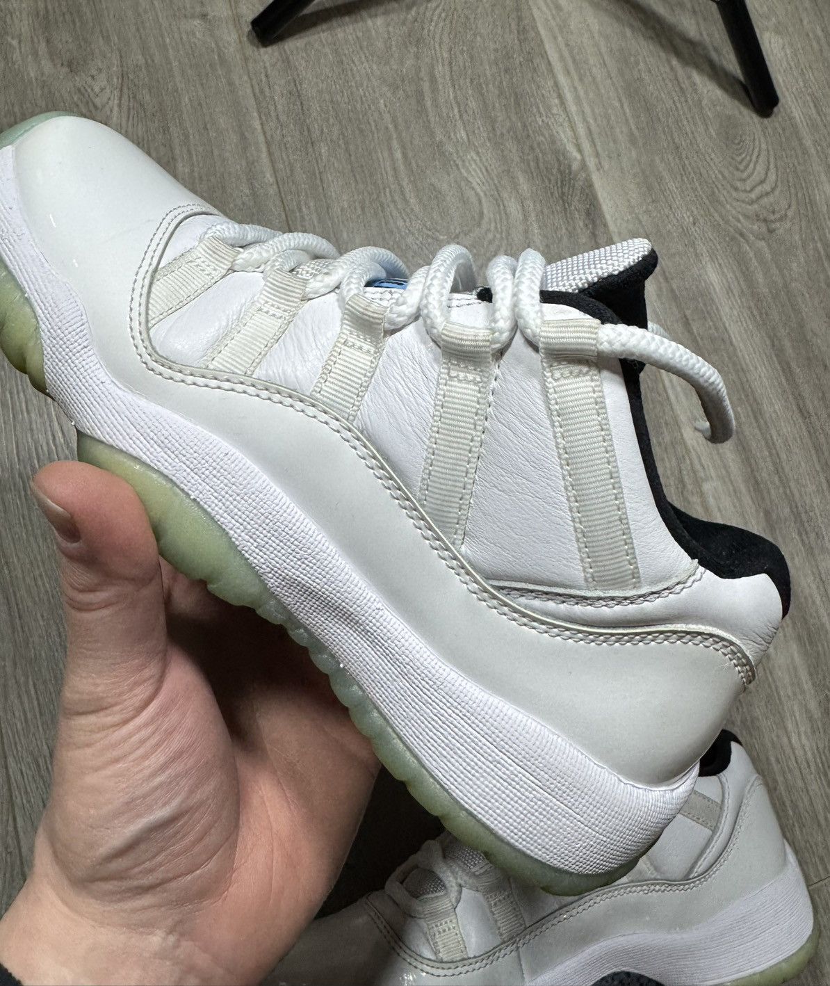 Jordan Brand Nike Air Jordan 11 Retro Low GS 'Legend Blue' 2021 Size US 6 / EU 39 - 4 Thumbnail