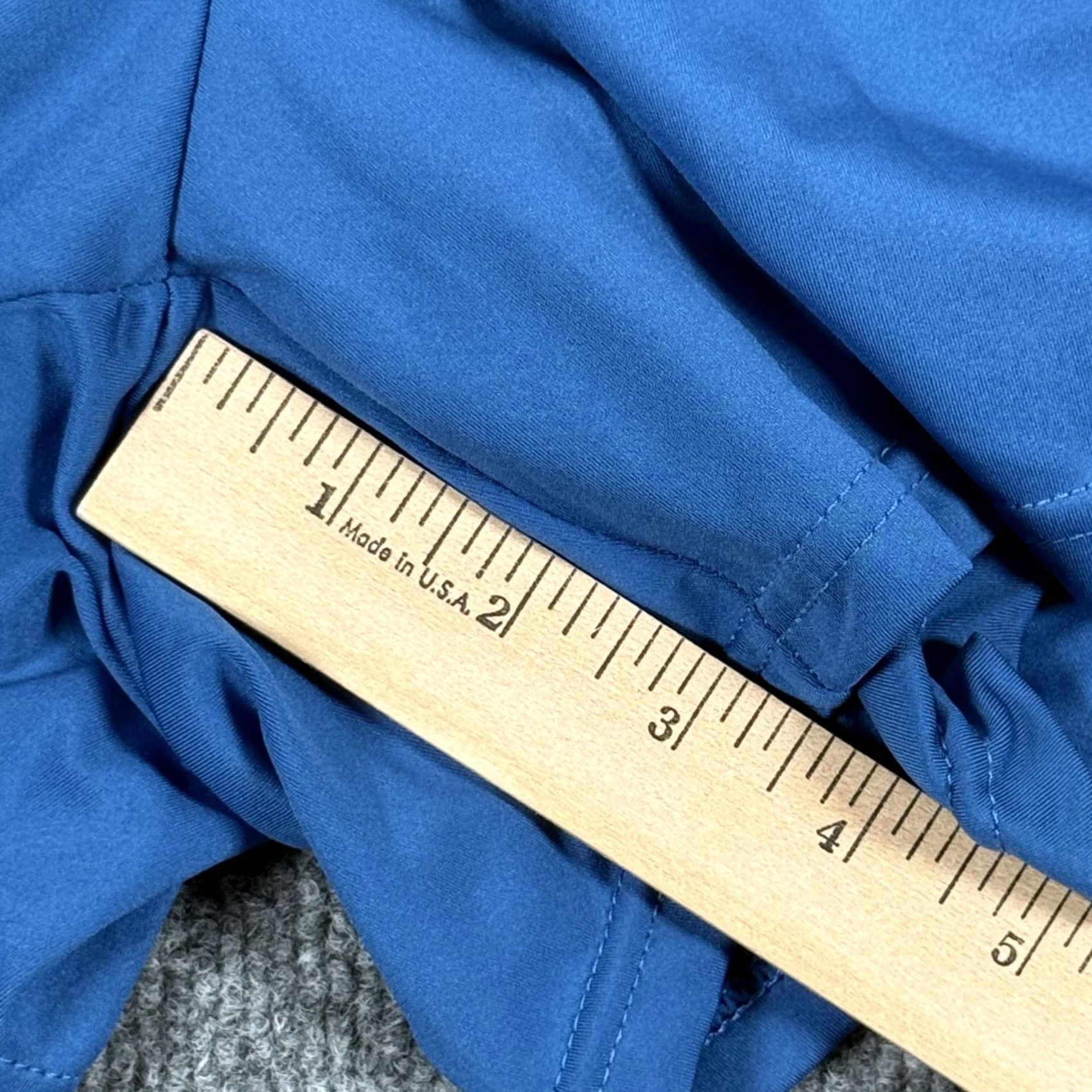 Vintage Rise by Lularoe Shorts Womens 1X High Rise Stretch Activewear Lounge Comfort Blue Solid 分析 Size 40" / US 18 - 6 Thumbnail