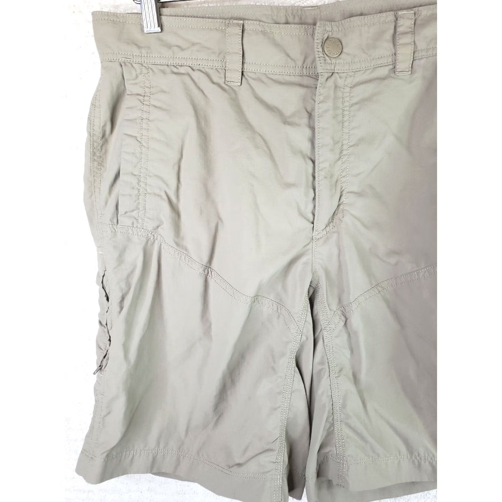The North Face The North Face Shorts Mens 34 Beige Tan Chino Casual Hiking Golf Outdoors Size US 34 / EU 50 - 2 Thumbnail