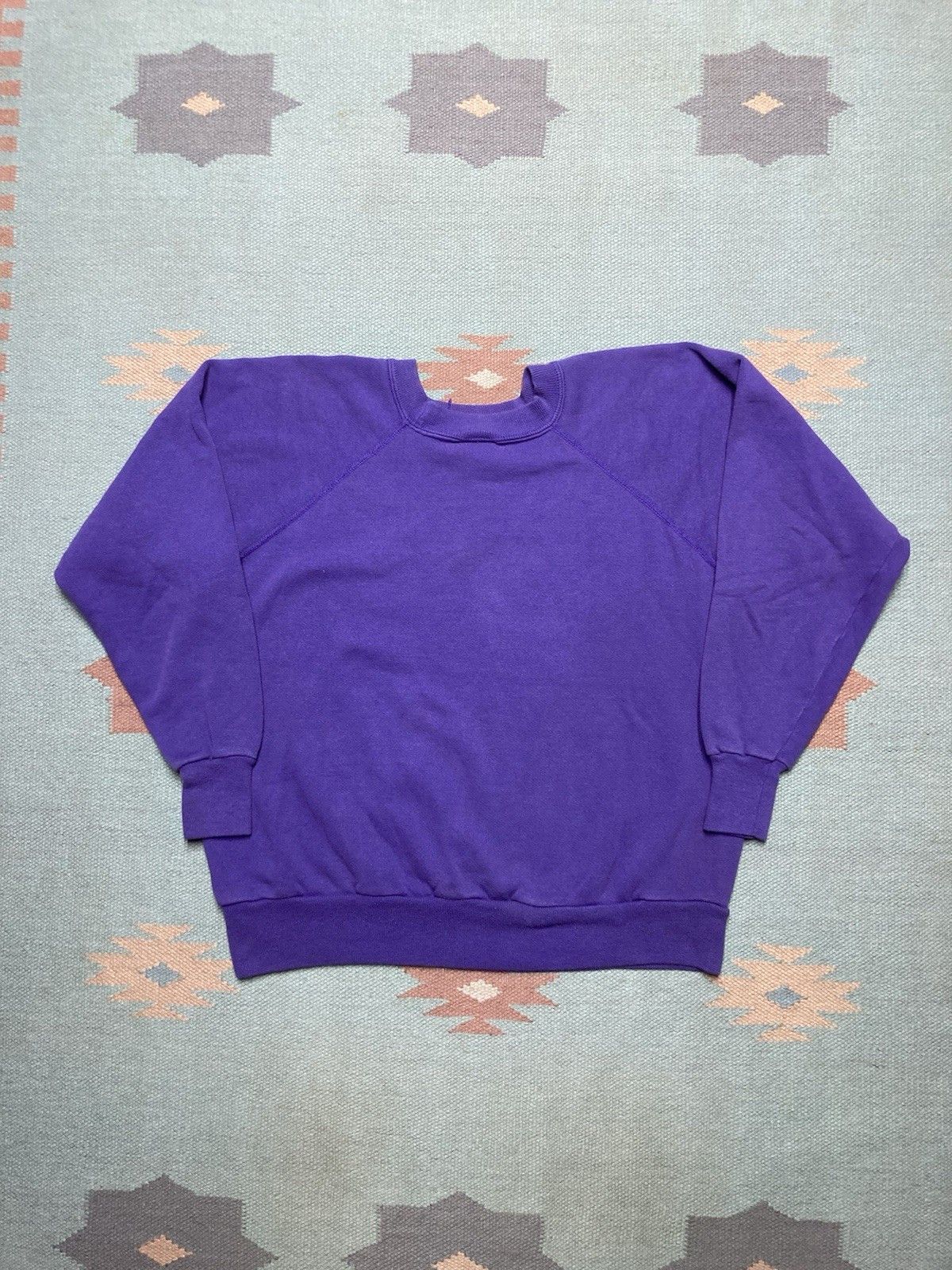 Vintage VTG 80s crewneck sweatshirt blank distressed Hanes Pannill L Size US L / EU 52-54 / 3 - 4 Thumbnail