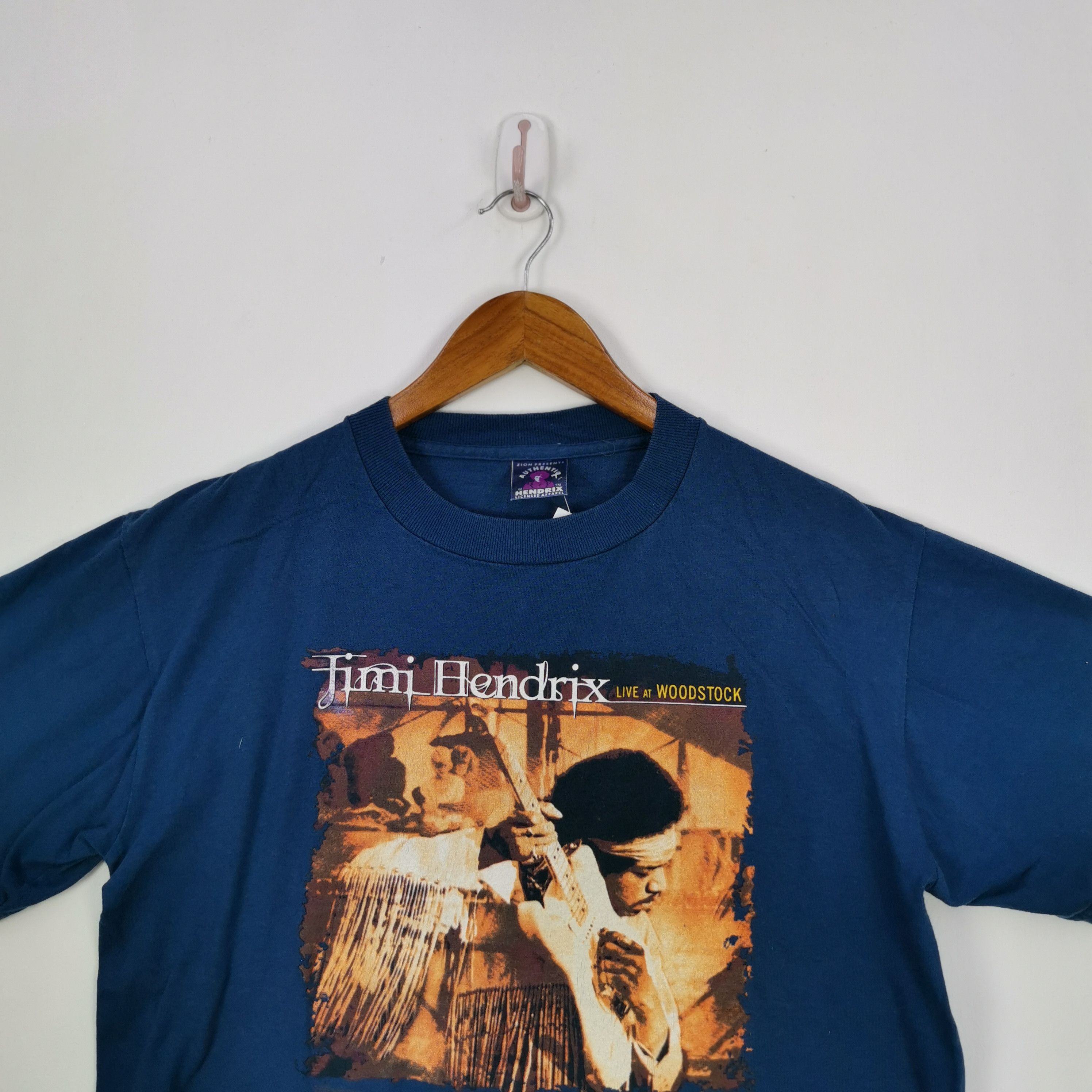 Band Tees Vintage Jimi Hendrix T-Shirt Live at Woodstock 56789 Size US M / EU 48-50 / 2 - 3 Thumbnail