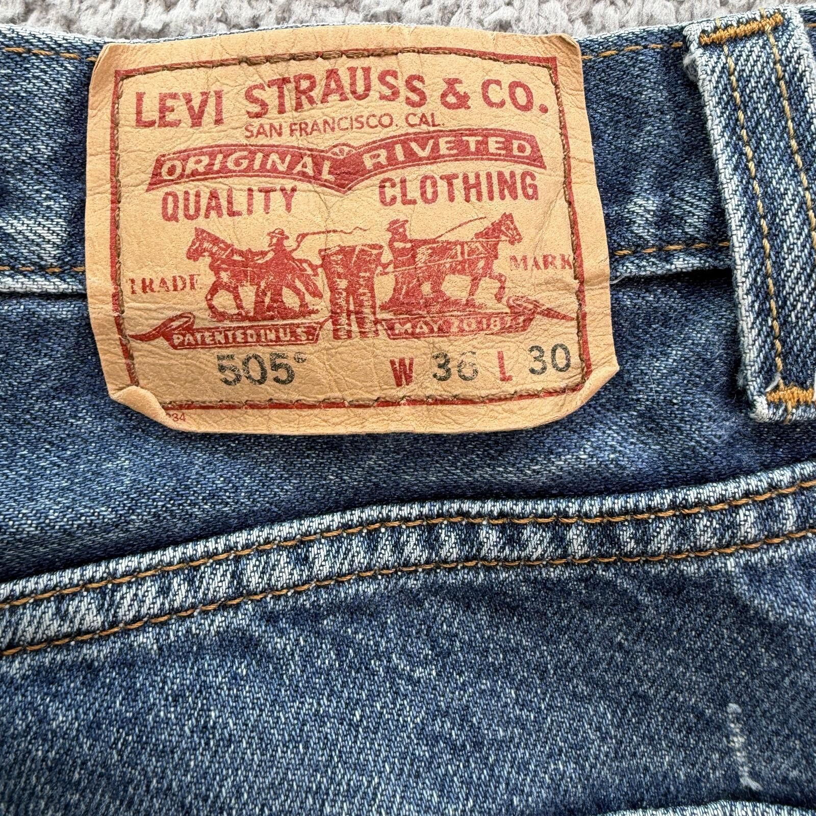 Levi's Vintage Y2K Levis 505 Regular Fit Straight Faded Jeans 36x30 Size US 36 / EU 52 - 7 Thumbnail