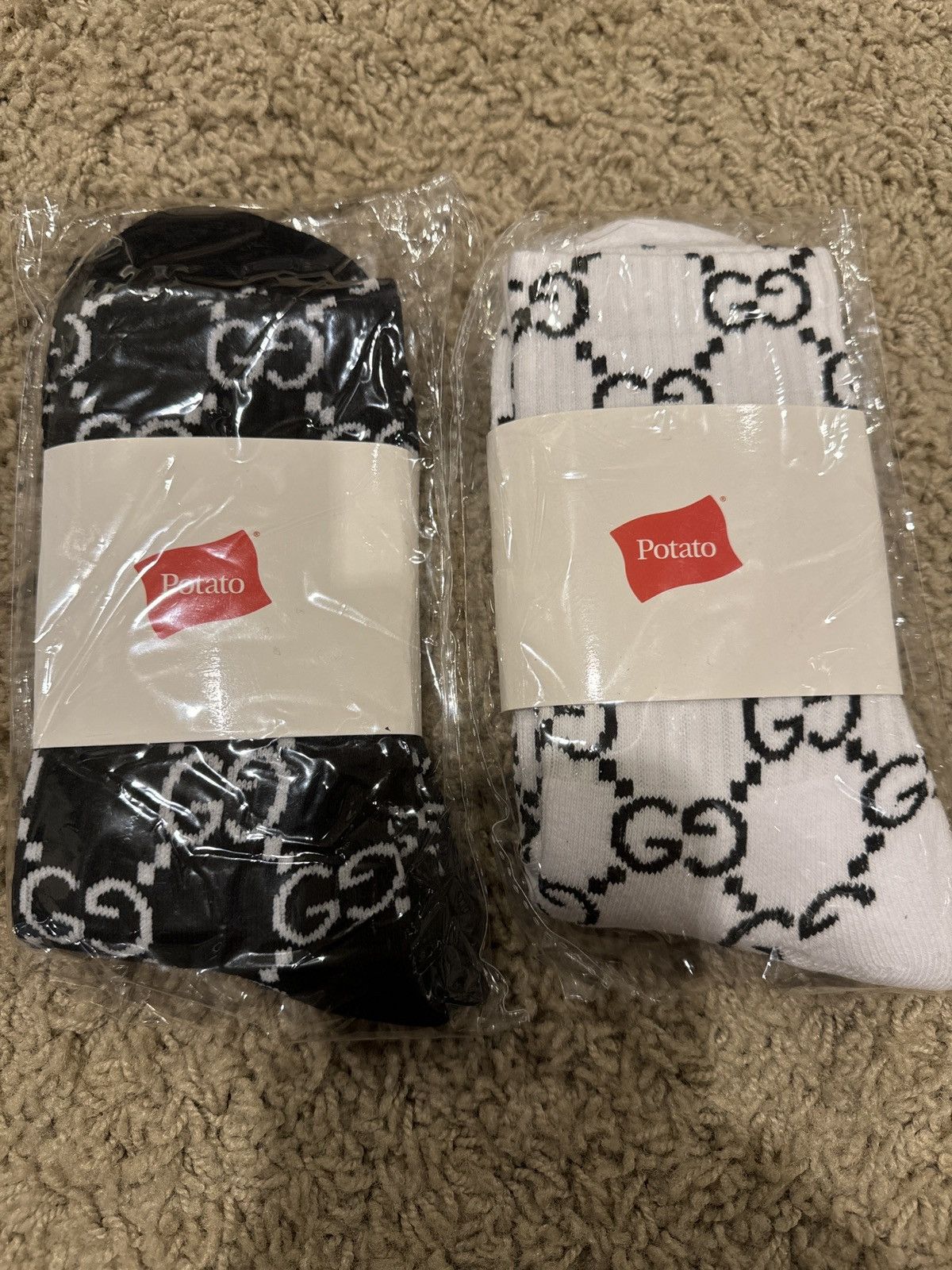 Imran Potato Monogram Gucci black and white socks