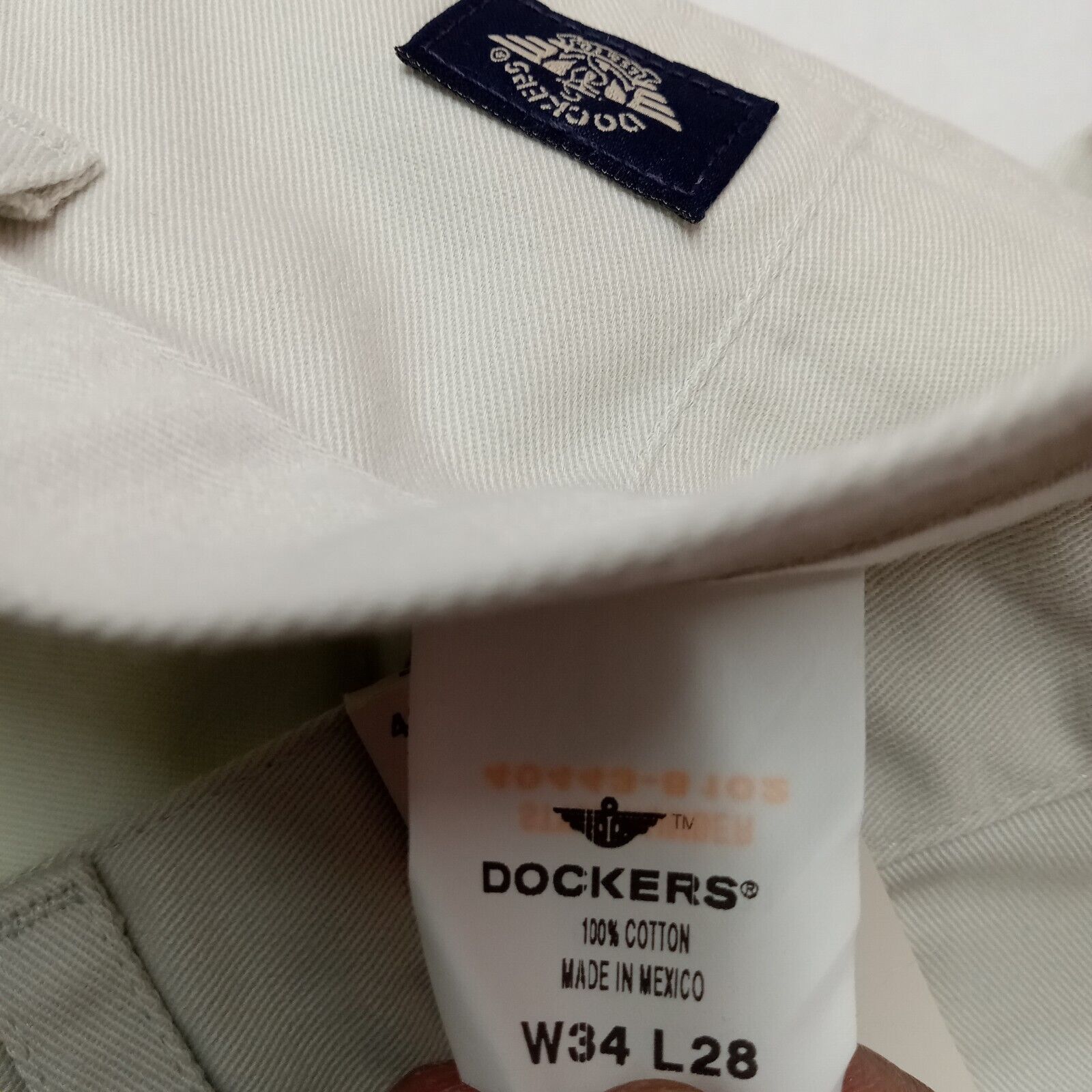 Dockers Vintage Dockers Khakis Men's 34x28 Beige Pleated Classic Fit Size US 34 / EU 50 - 5 Thumbnail