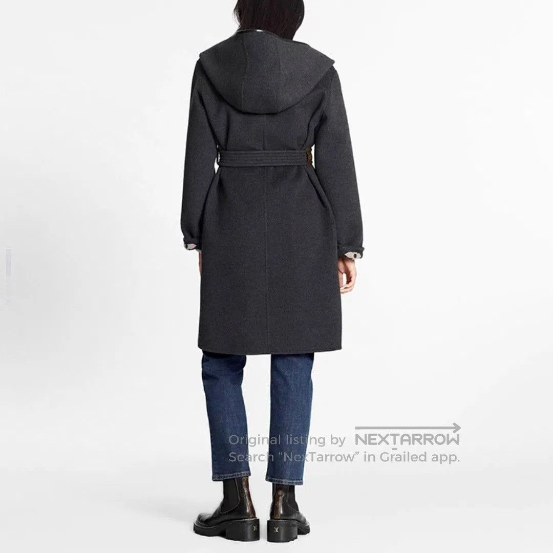 Louis Vuitton Louis Vuitton Wrap Hooded Belted Coat. Size S / US 4 / IT 40 - 3 Thumbnail