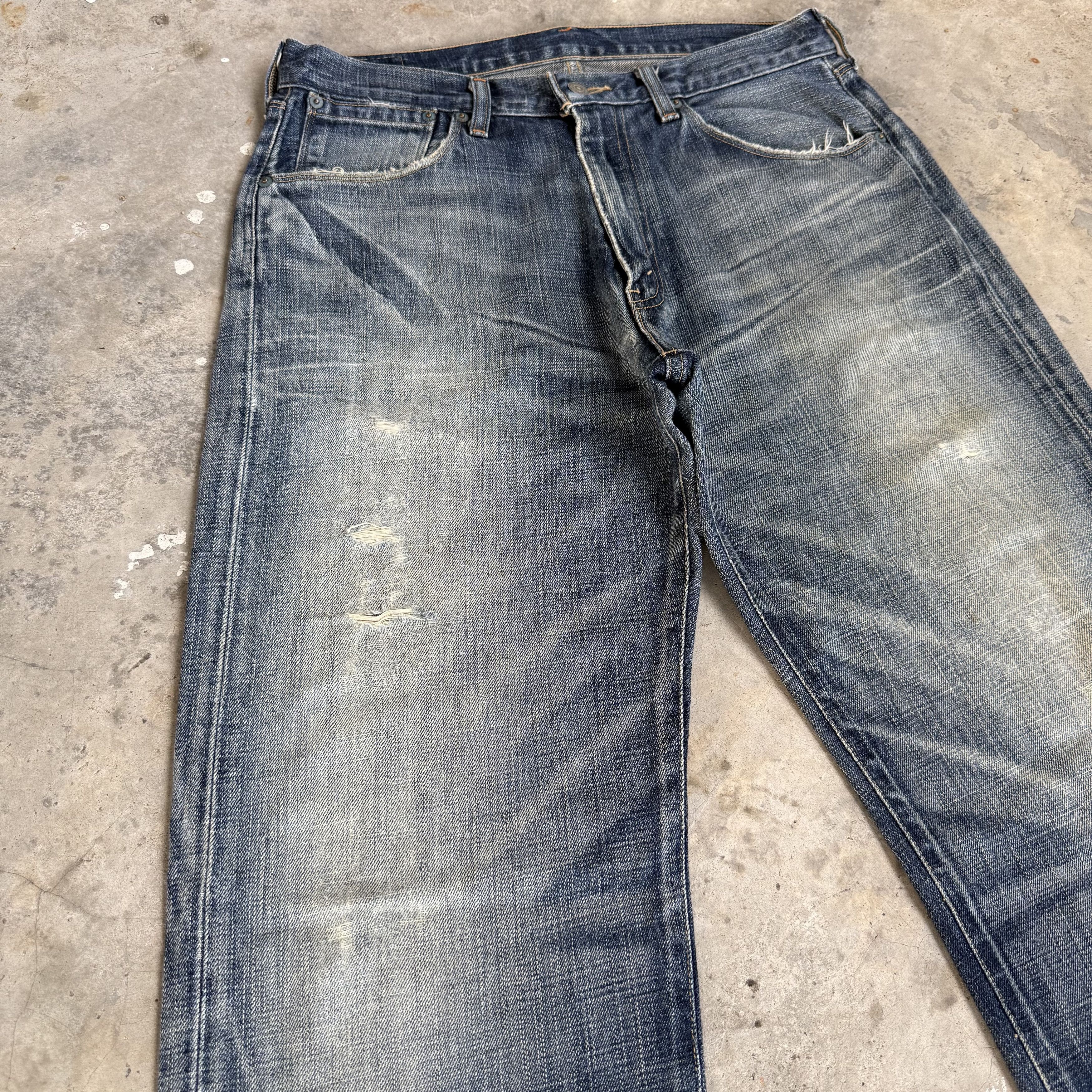 Levi's Vintage Clothing Vintage Levi's 553 Stone Wash Faded Denim Jeans Size US 33 - 5 Thumbnail
