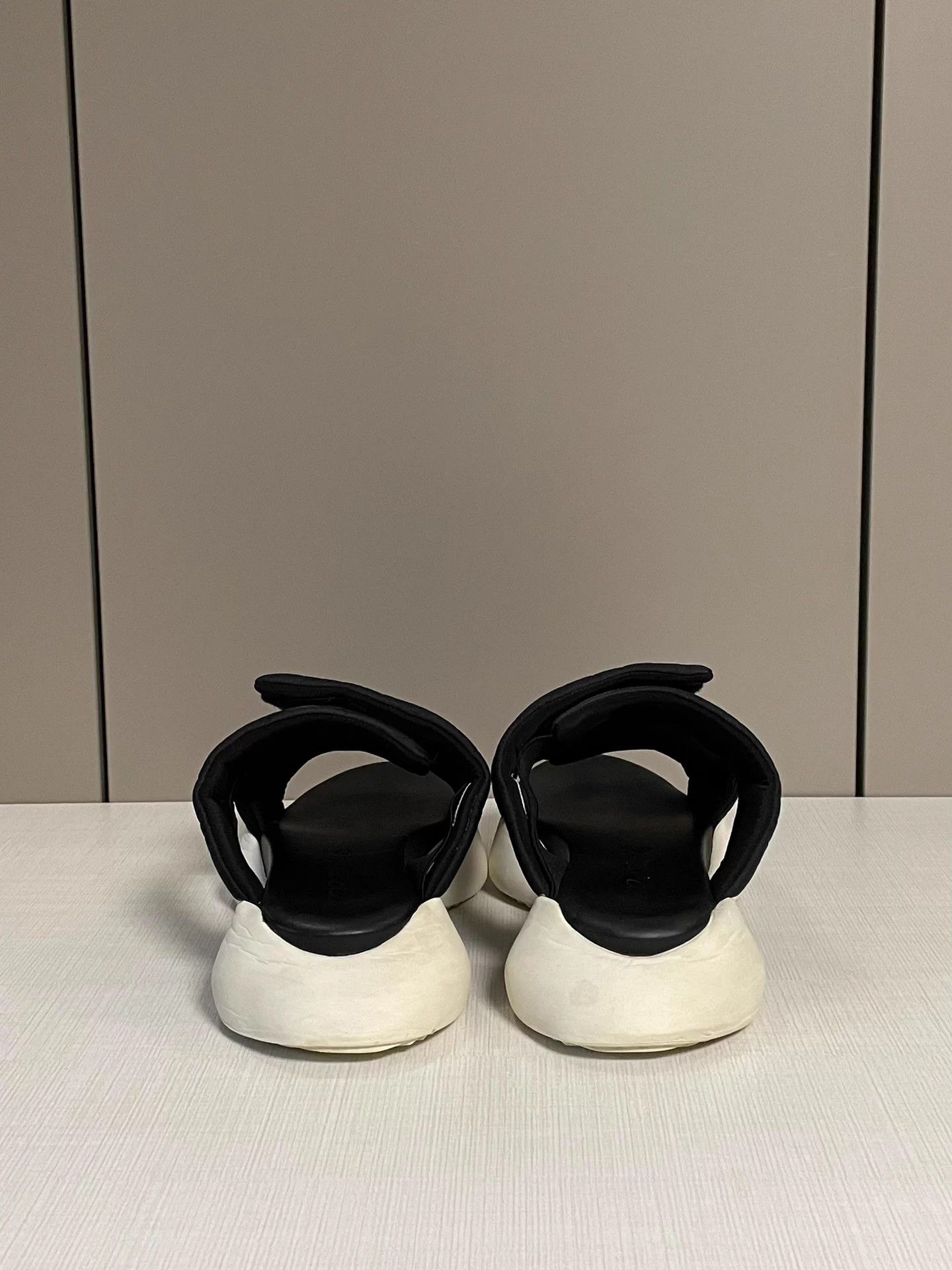 Rick Owens Rick Owens x Adidas Horsebit Slipper 40.5 Size US 9.5 / IT 39.5 - 6 Thumbnail