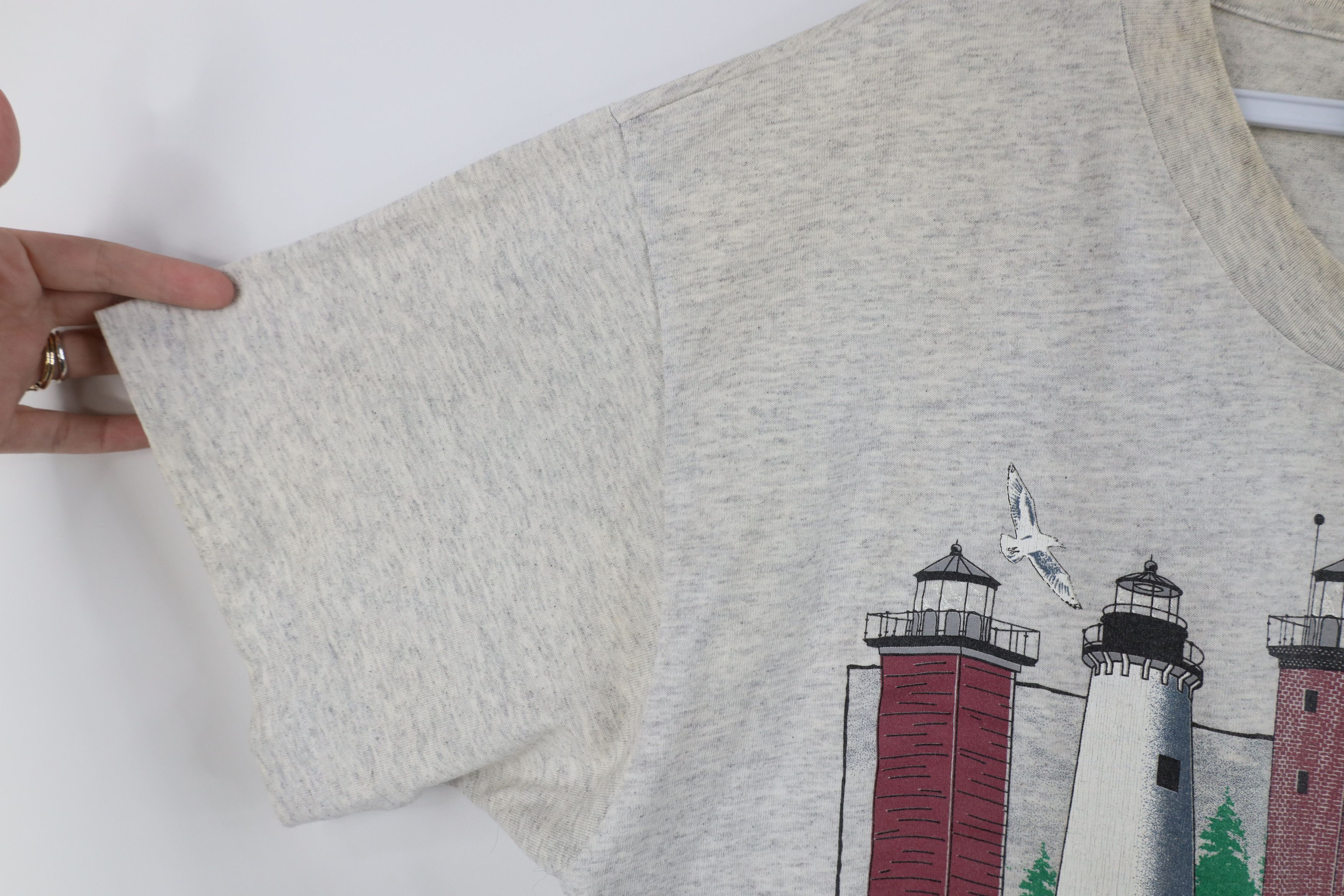 Vintage Vintage 90s Streetwear Upper Peninsula Lighthouse T-Shirt Size US L / EU 52-54 / 3 - 6 Thumbnail