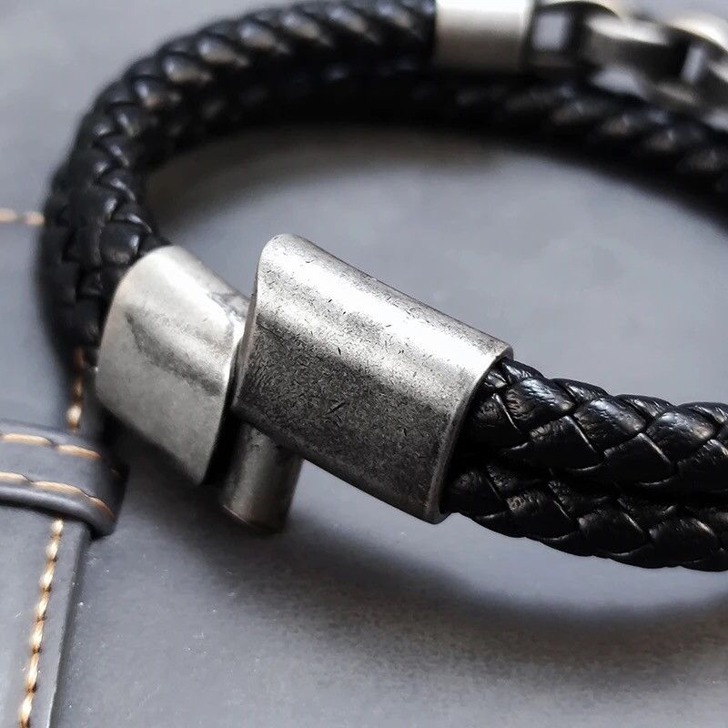 Leather Multi Layered Chain Bracelet Size ONE SIZE - 5 Thumbnail