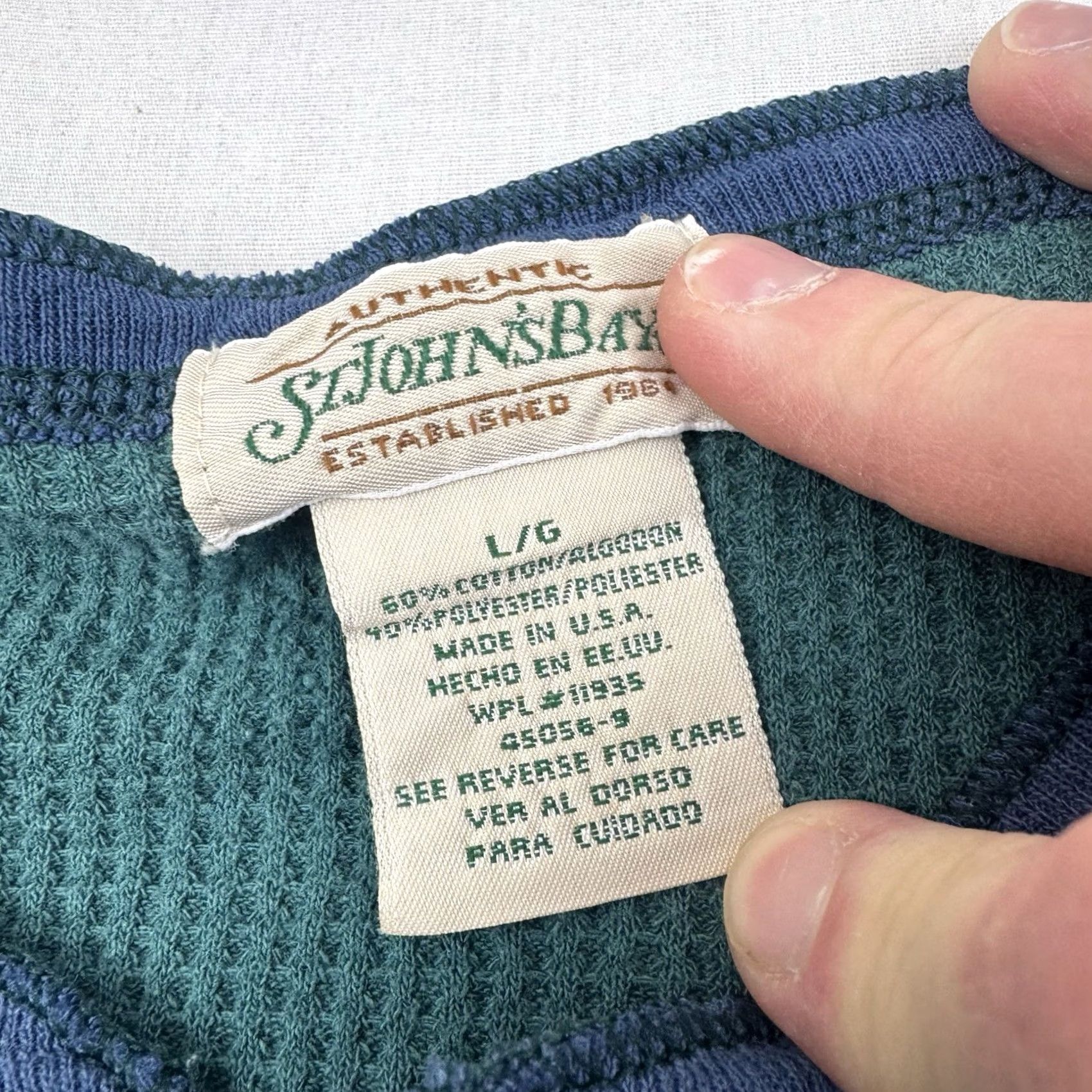 Vintage VINTAGE St Johns Bay Henley Shirt Adult Large Green Hipster Punk Outdoor Classic 90s Mens Size US L / EU 52-54 / 3 - 4 Thumbnail