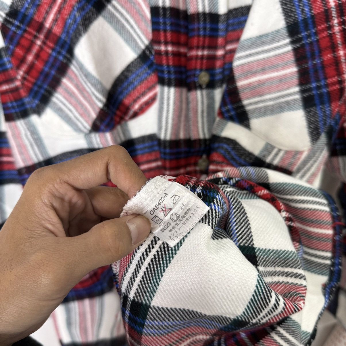 Japanese Brand Vintage BALLY plaid wool flannel shirt Size US XL / EU 56 / 4 - 6 Thumbnail