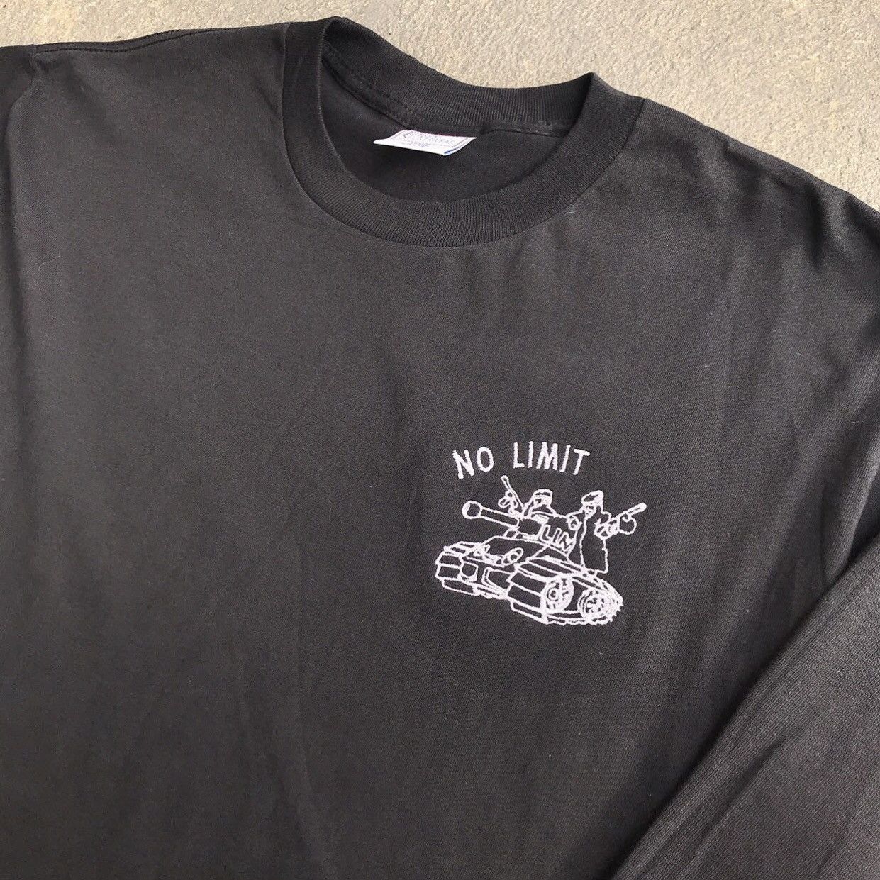 Vintage Vintage 90s NO LIMIT RECORDS Embroidered Logo Long Sleeve T Size US L / EU 52-54 / 3 - 2 Thumbnail