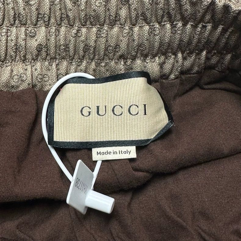 Gucci Gucci Size XS Full logo red and green striped casual short Size US 29 - 3 Thumbnail