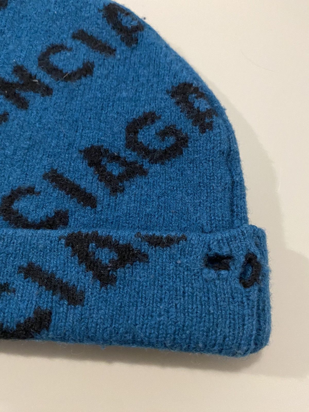 Balenciaga Balenciaga Allover Logo Beanie in Blue Size ONE SIZE - 7 Thumbnail