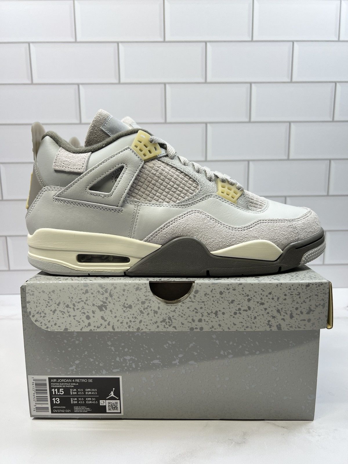Jordan Brand NEW Nike Retro Air Jordan Craft Photon Dust Se 4s 4 MENS Men Size US 11.5 / EU 44-45 - 5 Thumbnail