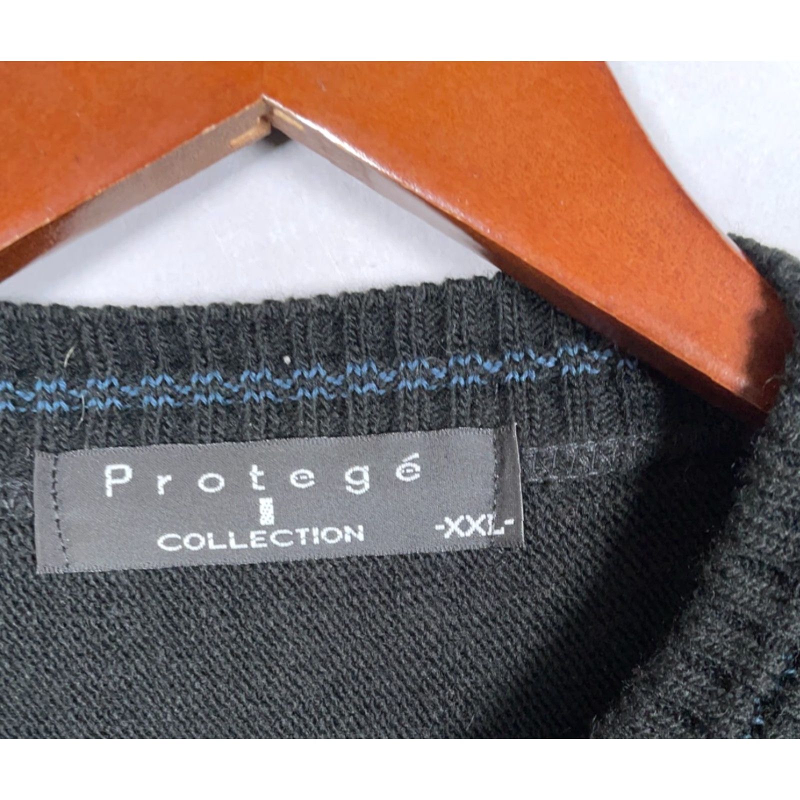 Coogi VINTAGE Protege Sweater Men 2XL Acrylic Black 90s Crew Neck Geometric Knit Pullover Size US XXL / EU 58 / 5 - 3 Thumbnail