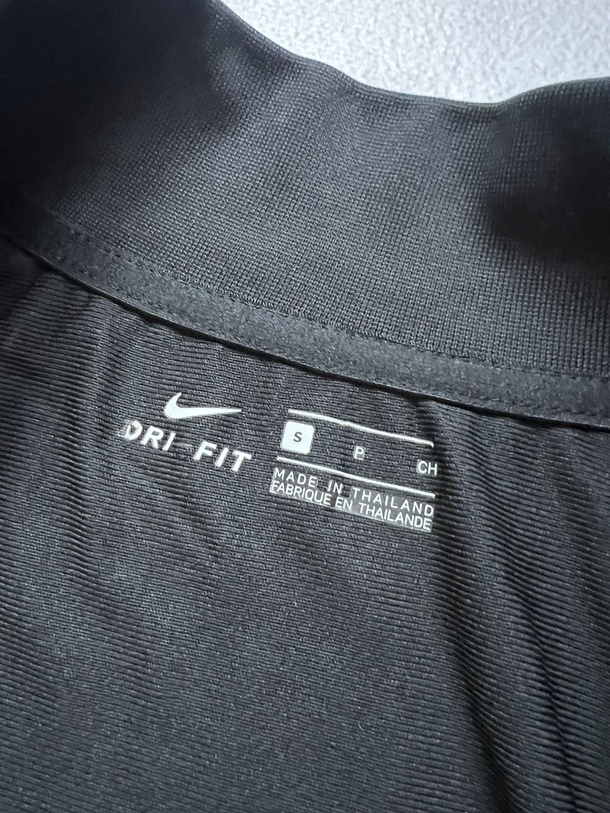 Nike Nike Liverpool Dri-Fit L.F.C AXA Black Shell Jacket Size S Size US S / EU 44-46 / 1 - 5 Thumbnail