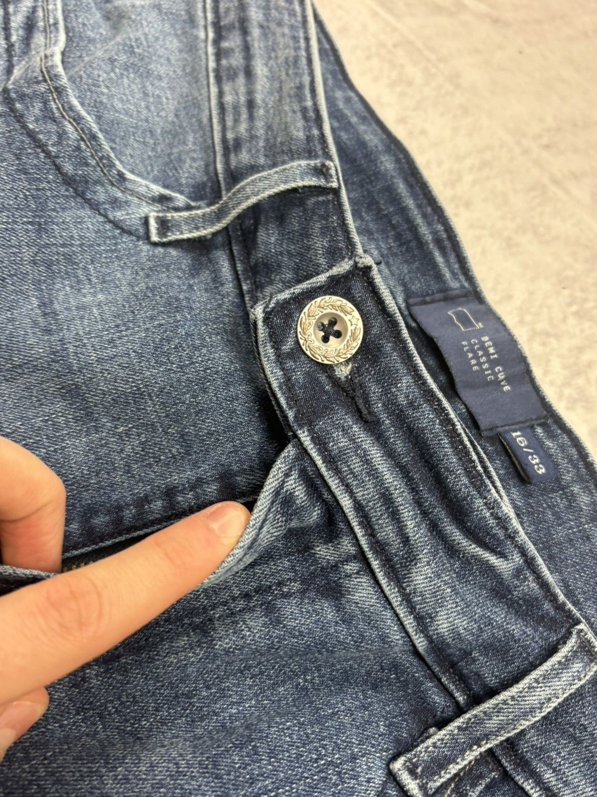 Levi's VINTAGE LEVIS SAN FRANCISCO BOOTCUT FLARED WASHED Size US 33 - 9 Thumbnail