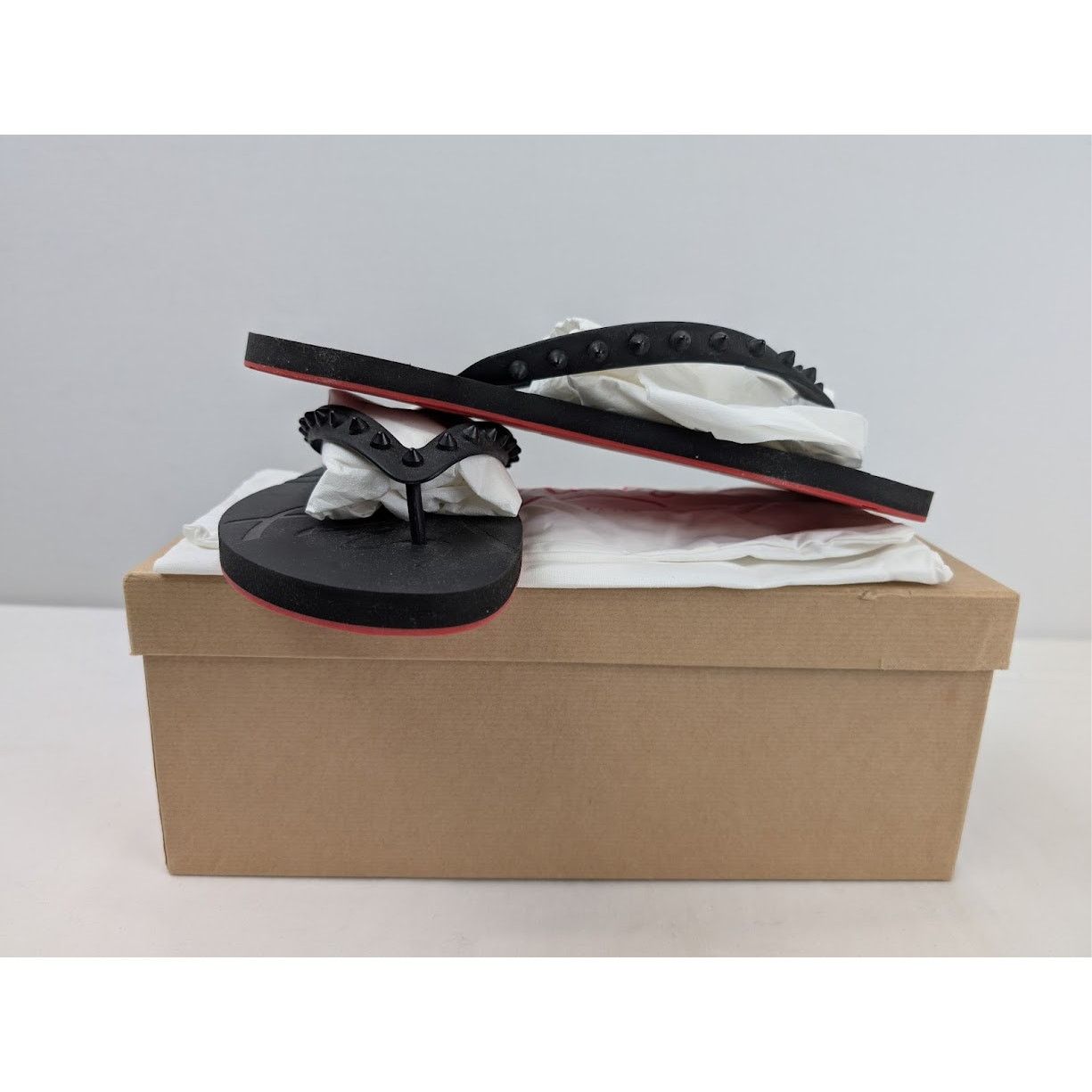 Christian Louboutin o1rshd1 Q:2 / Loubi Flip Flat in Black Size US 10 / EU 43 - 16 Thumbnail