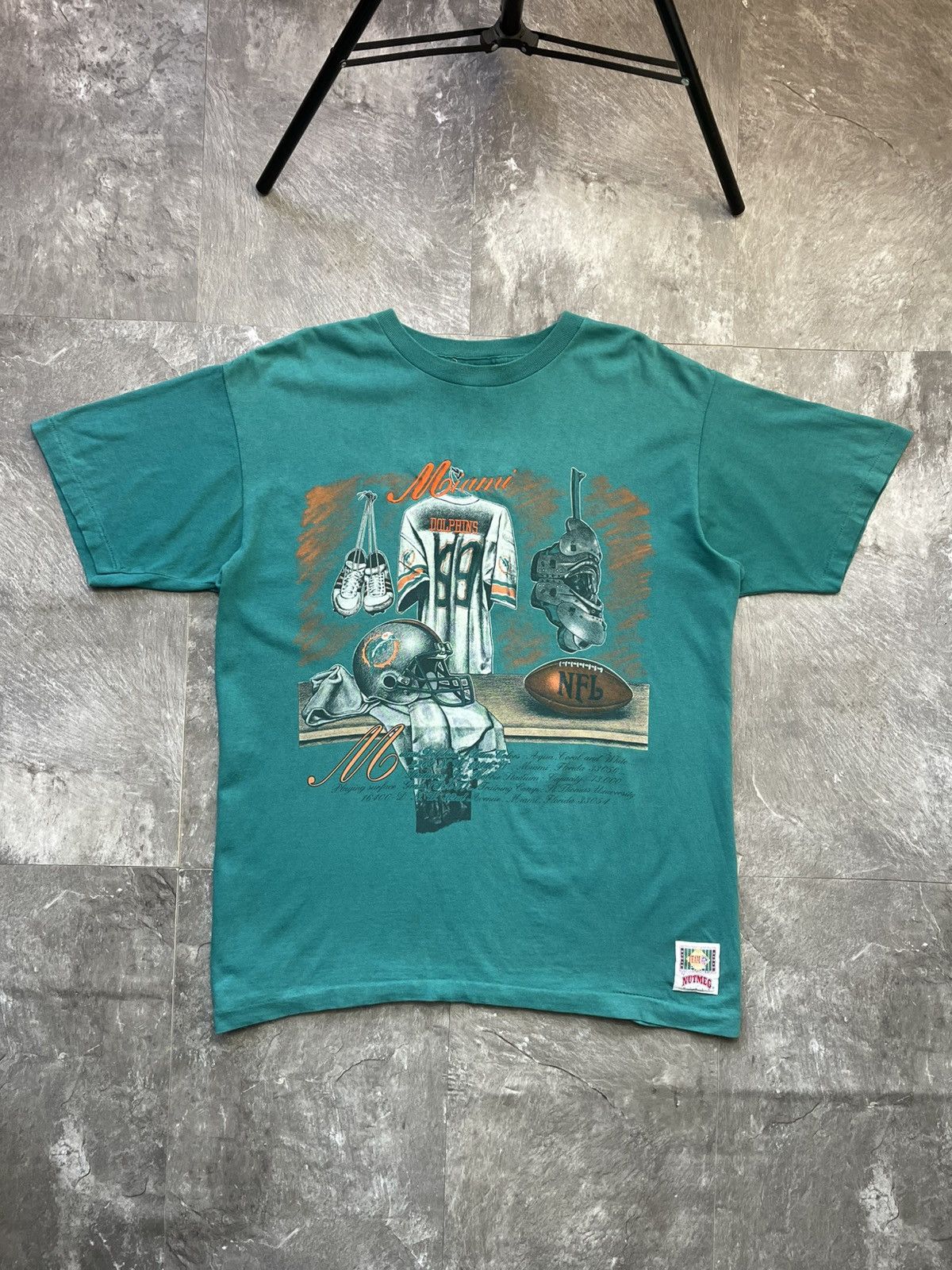 Nutmeg Vintage 90s Miami Dolphins NFL T Shirt Nutmeg Made In USA Size US XL / EU 56 / 4 - 1 Thumbnail