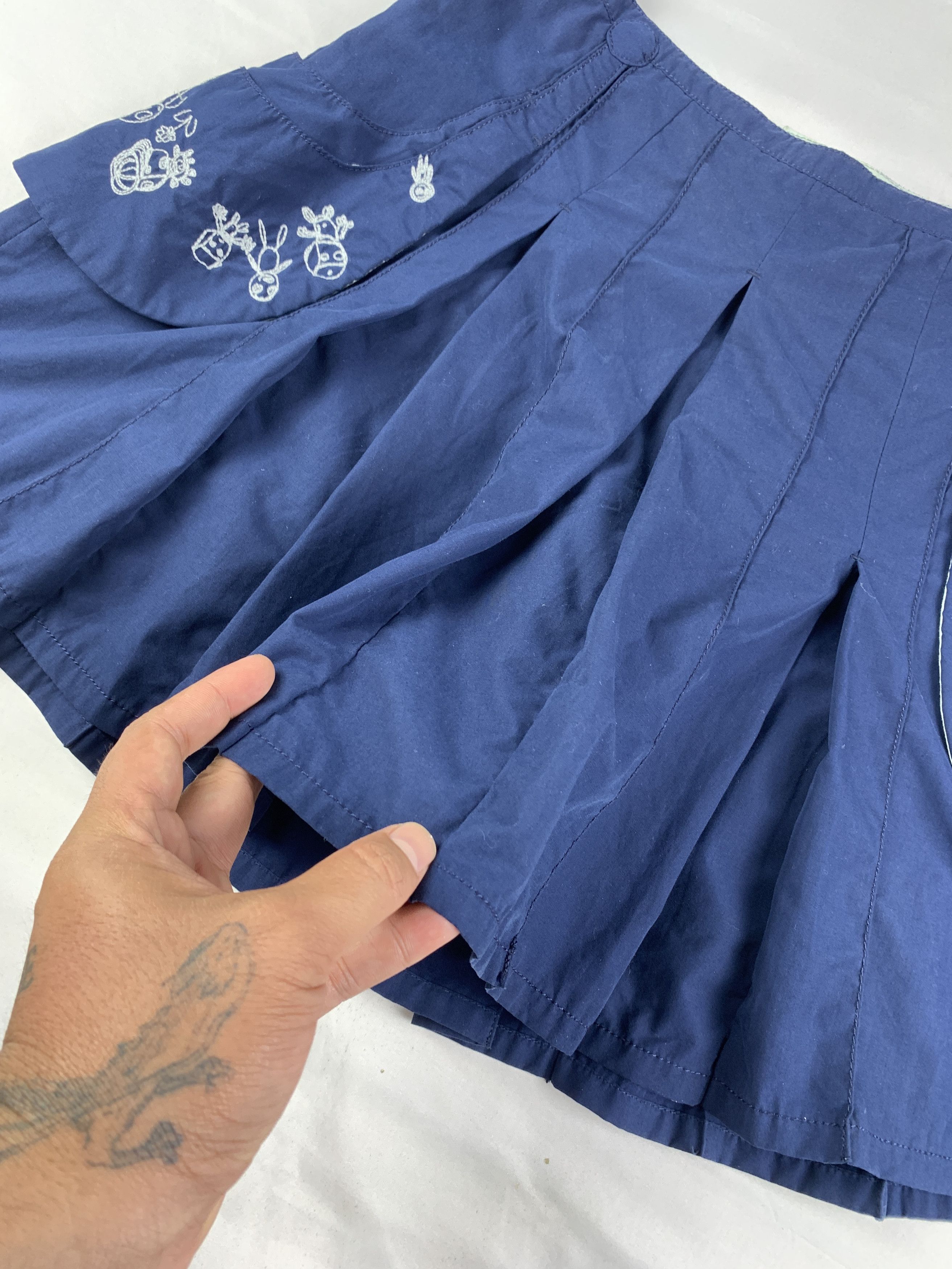 Japanese Brand a la sha Navy Pleated Embroidered Mini Skirt (S/28) Size 28" / US 6 / IT 42 - 5 Thumbnail
