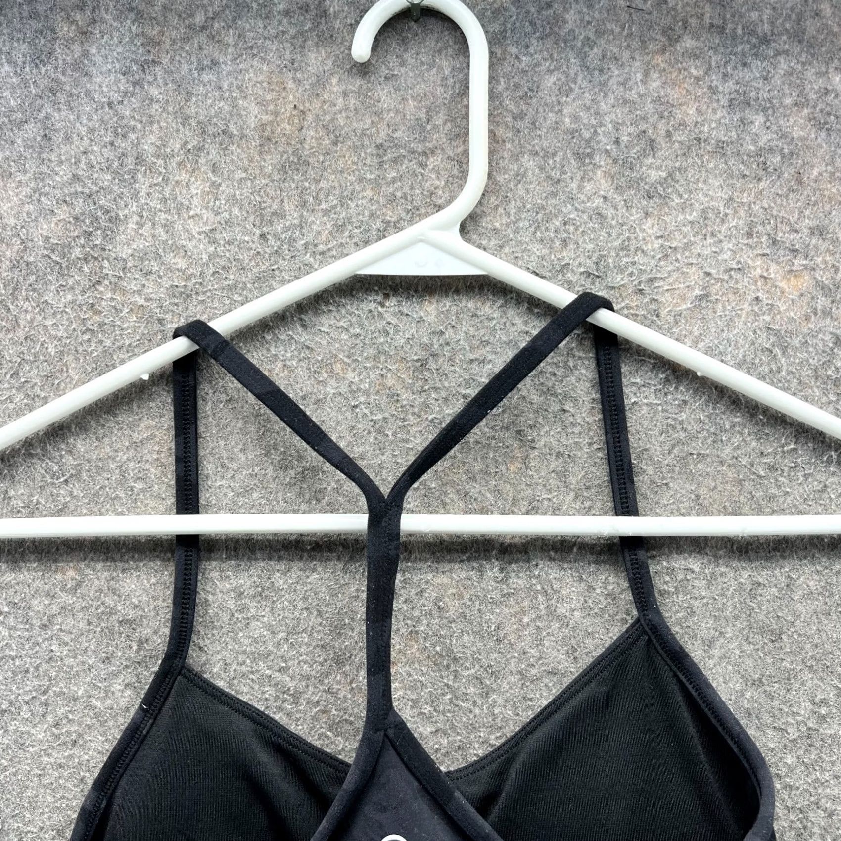 Lululemon Lululemon Womens 6 Black Gray Camouflage Flow Y Bra Incognito Sporty Size ONE SIZE - 2 Thumbnail