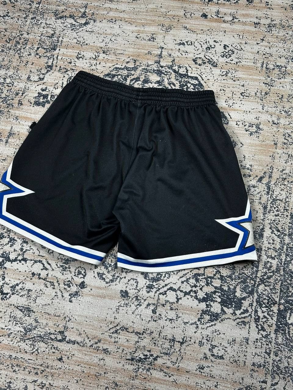 Mitchell & Ness Mitchell Ness Hardwood Classic Orlando Magic Shorts Size US 36 / EU 52 - 9 Thumbnail