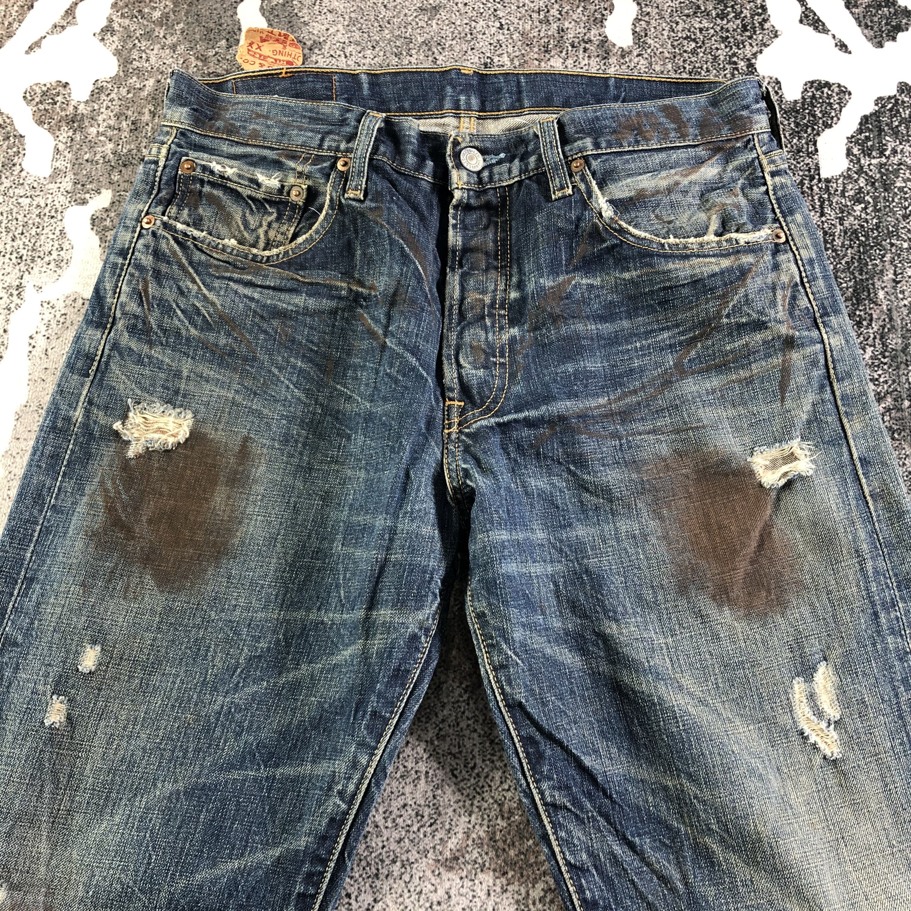 Levi's Vintage Levis 501 Jeans Distressed Denim KJ2947 Size US 32 / EU 48 - 3 Thumbnail