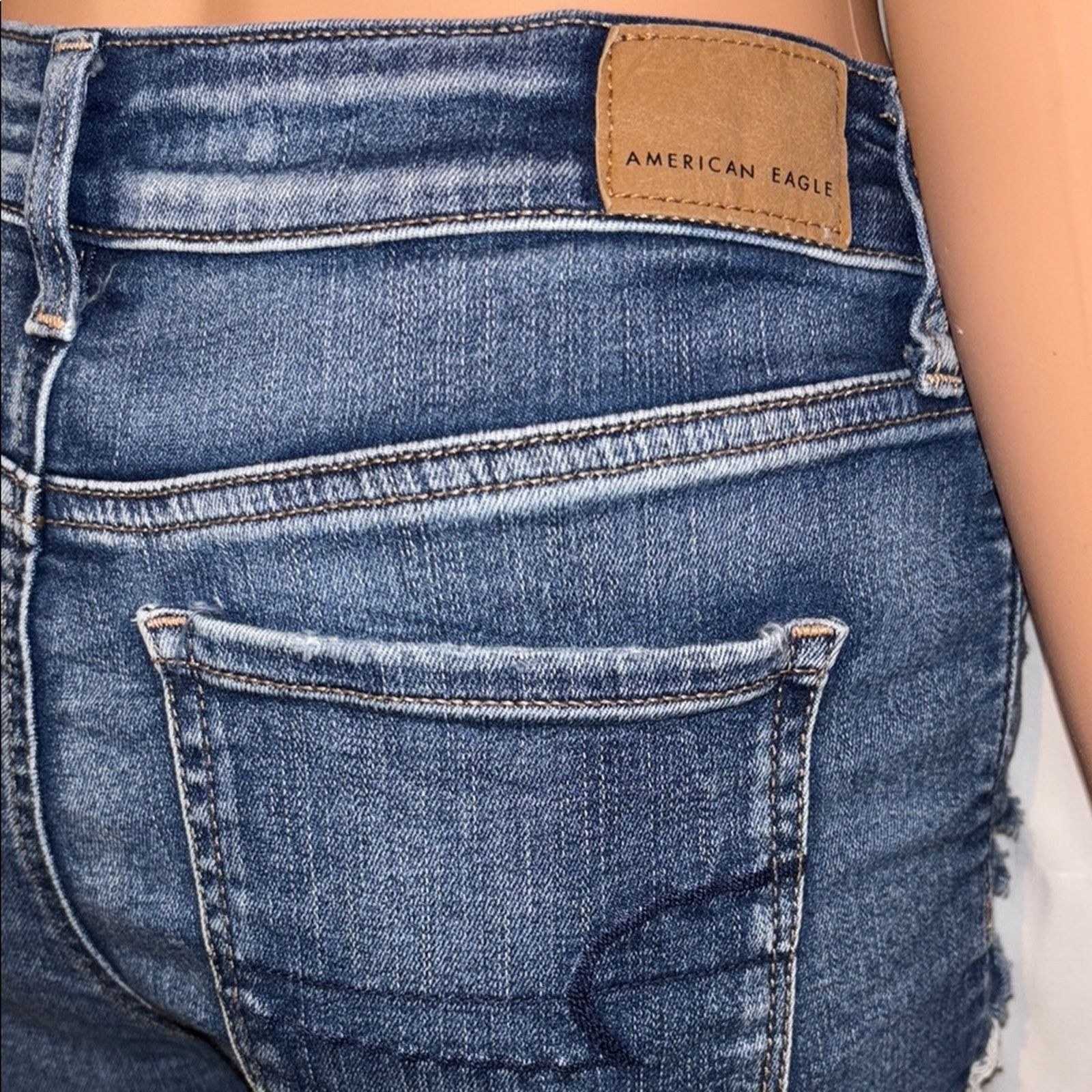 American Eagle Outfitters American Eagle Denim Shorts Size 4 Size 27" / US 4 / IT 40 - 3 Thumbnail