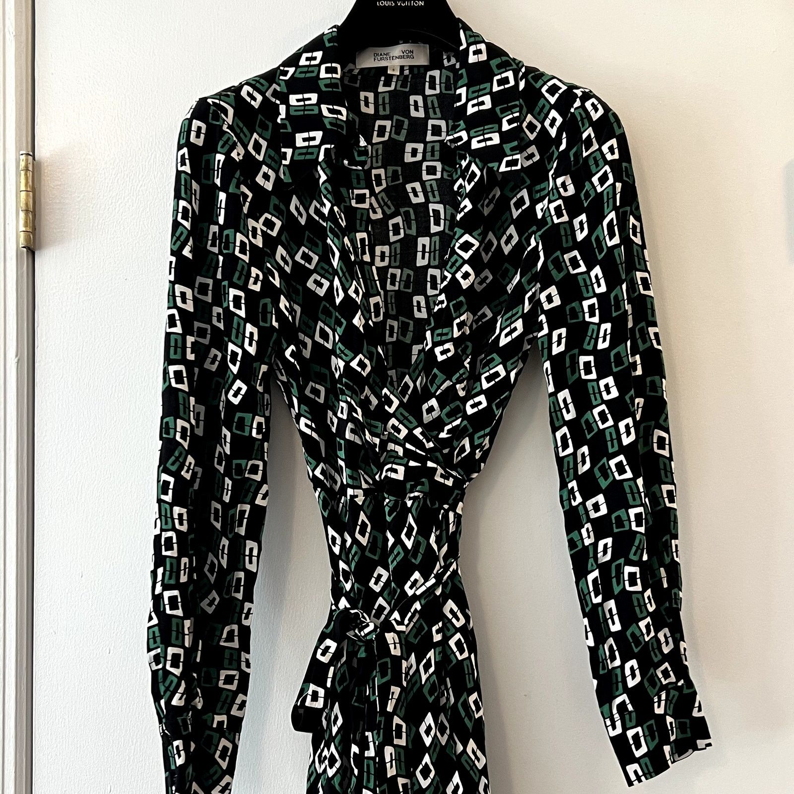 Diane von Furstenberg Diane von Furstenberg Tori Geometric-Print Midi Wrap Dress Size S / US 4 / IT 40 - 4 Thumbnail