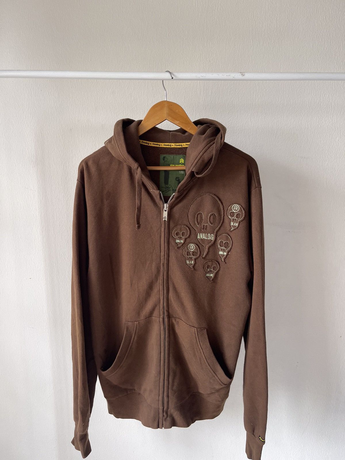 Analog × Burton × Japanese Brand 2000s Analog Skull ‘Blah Blah Blah’ Zip Hoodie Size US L / EU 52-54 / 3 - 3 Thumbnail